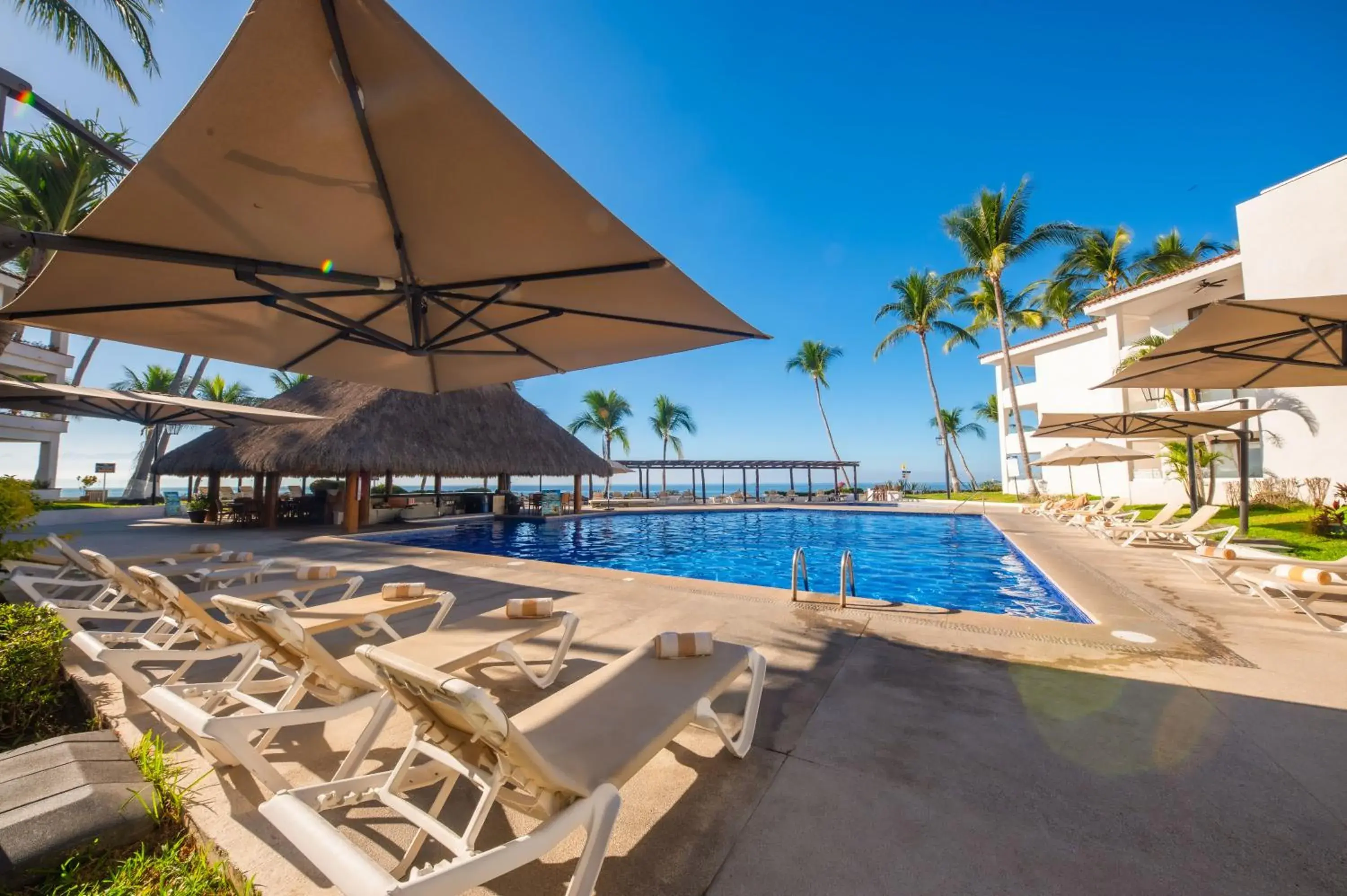Swimming pool in Vista Vallarta All Suites On The Beach Swimming pool in Vista Vallarta All Suites On The Beach