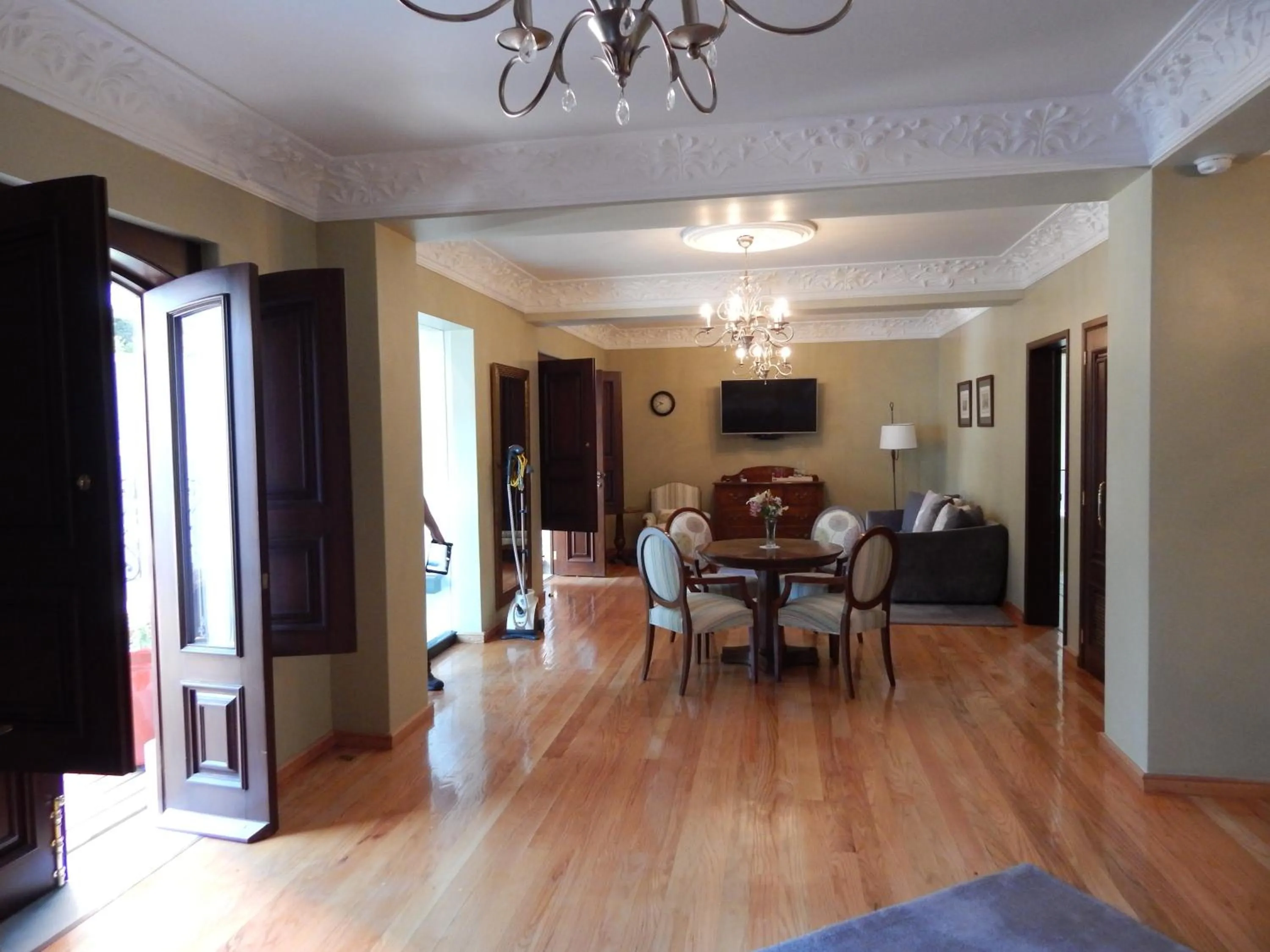 Day in Villa Maria Cristina Hotel