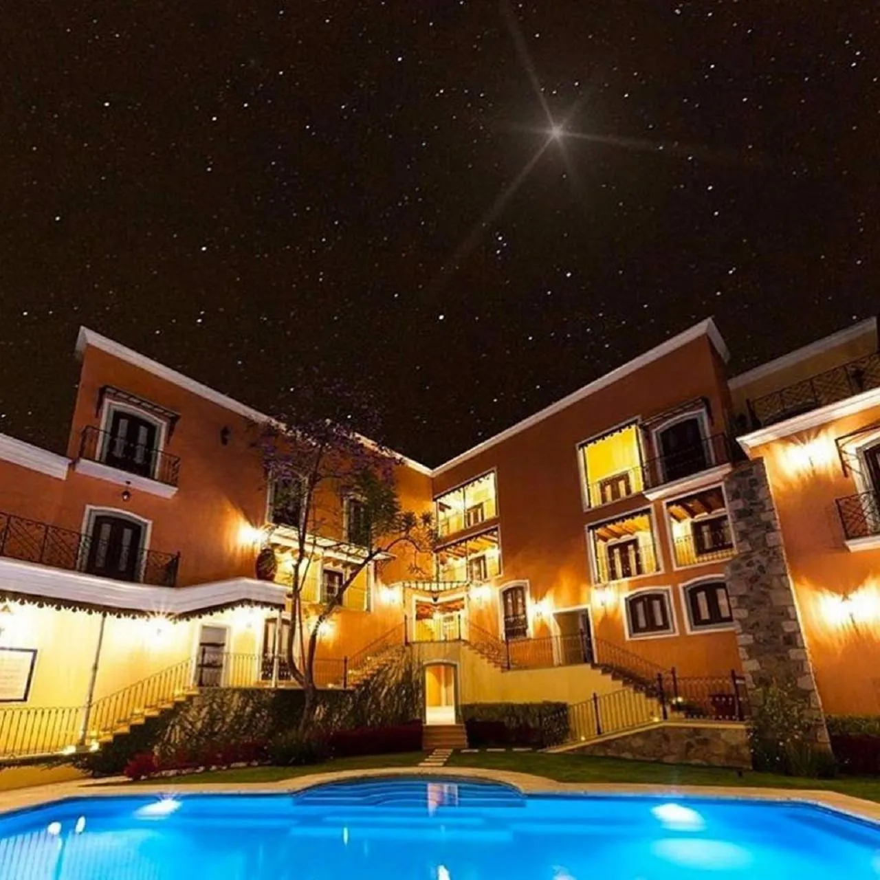 Decorative detail in Villa Maria Cristina Hotel