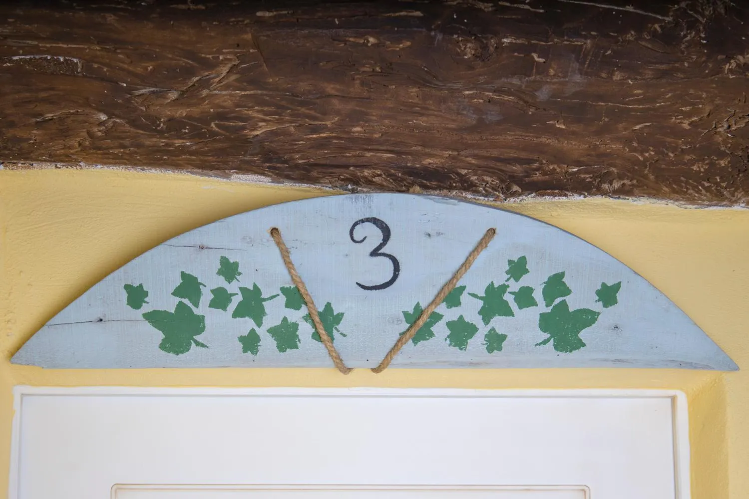 Logo/Certificate/Sign in In Collegiata