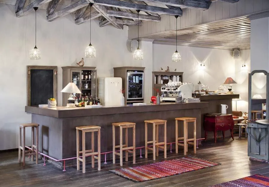 Lounge or bar in Avragonio