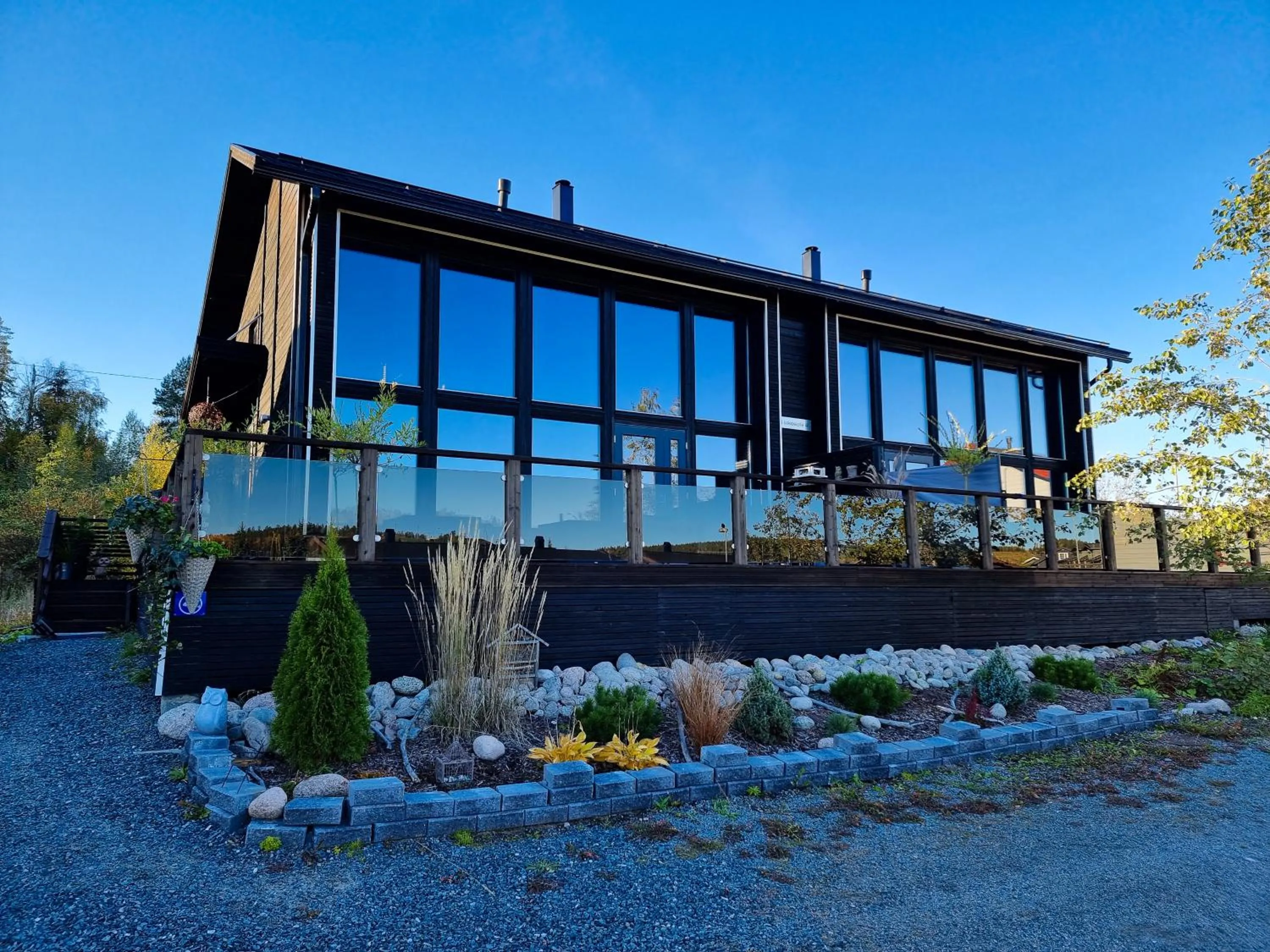 Property building in Villa Halla - 8 henkilölle, HimosYkkösen alue, 76m²+36m²