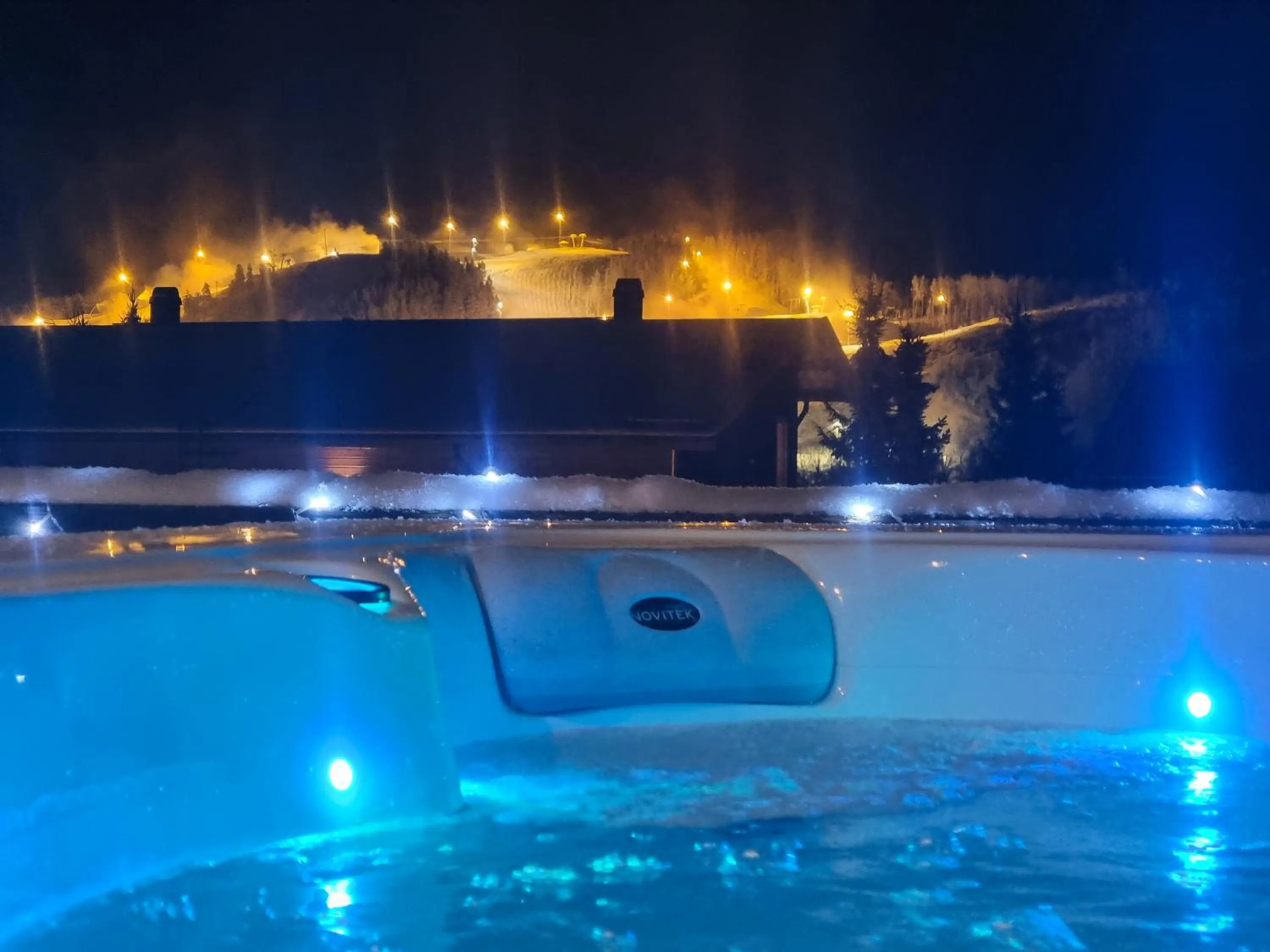 Pool view in Villa Halla - 8 henkilölle, HimosYkkösen alue, 76m²+36m²