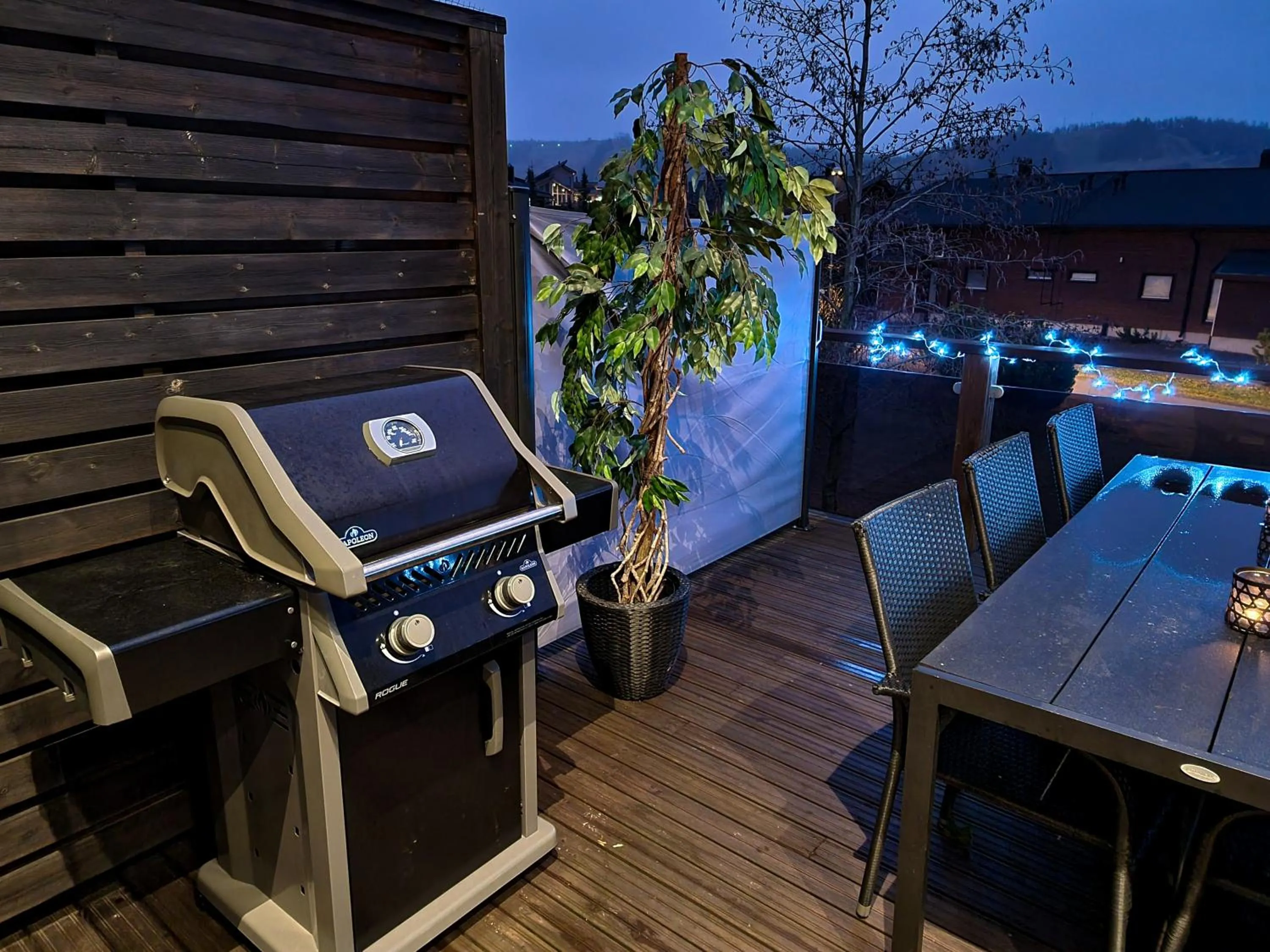 Patio in Villa Halla - 8 henkilölle, HimosYkkösen alue, 76m²+36m²