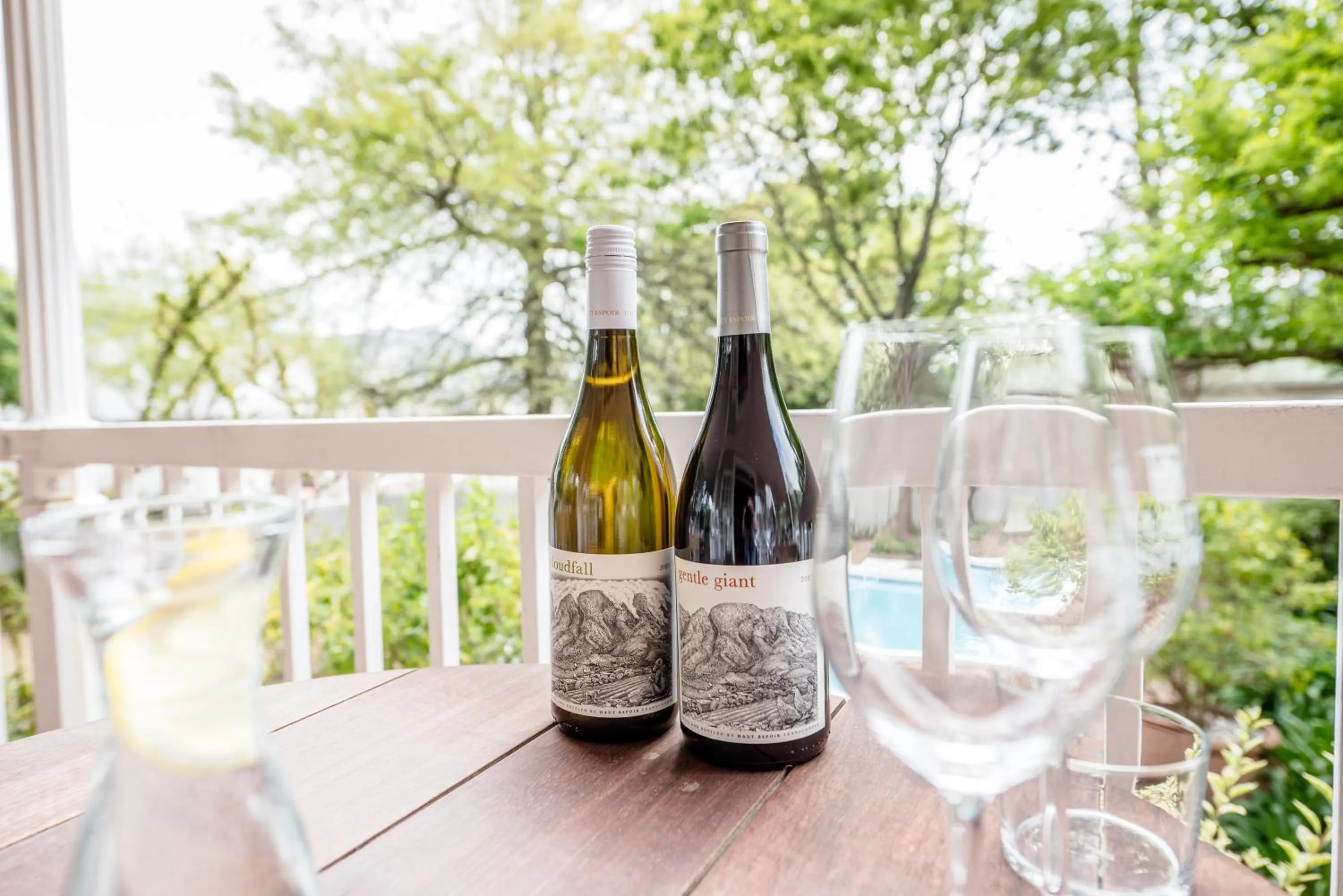 Natural landscape in Corner House Residence