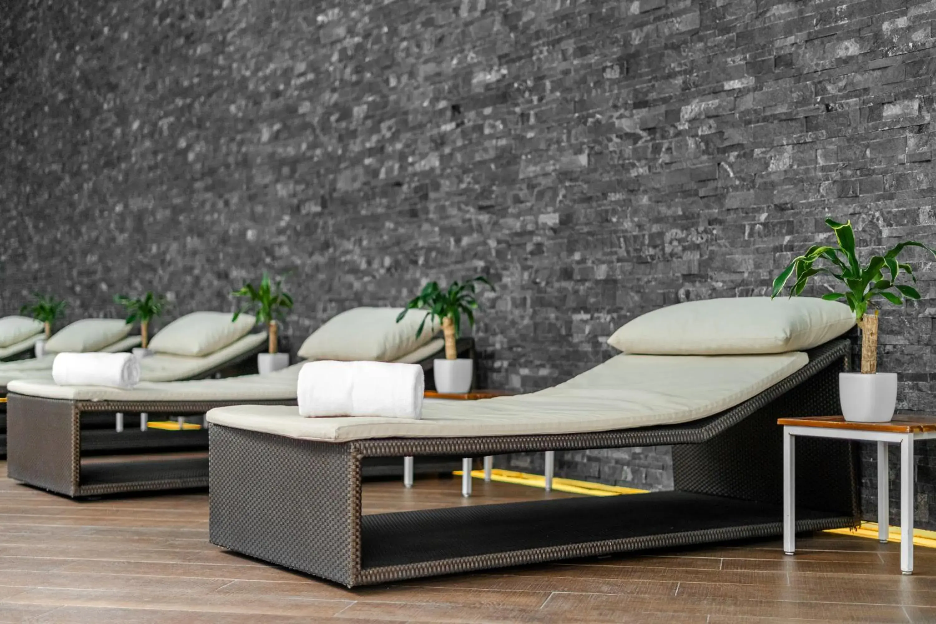 Swimming pool in Hyatt Regency Mexico City Swimming pool in Hyatt Regency Mexico City