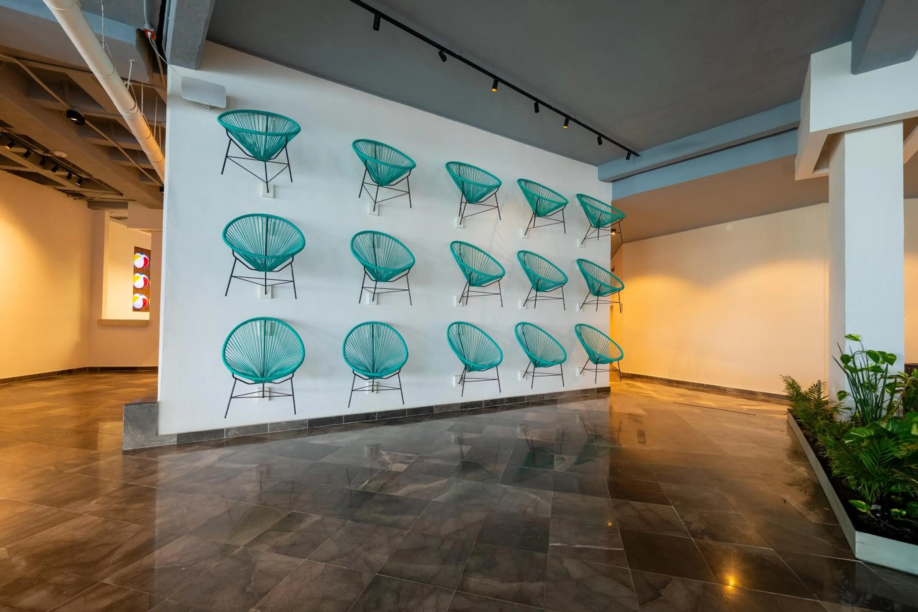 Decorative detail in Hotel Amares Acapulco