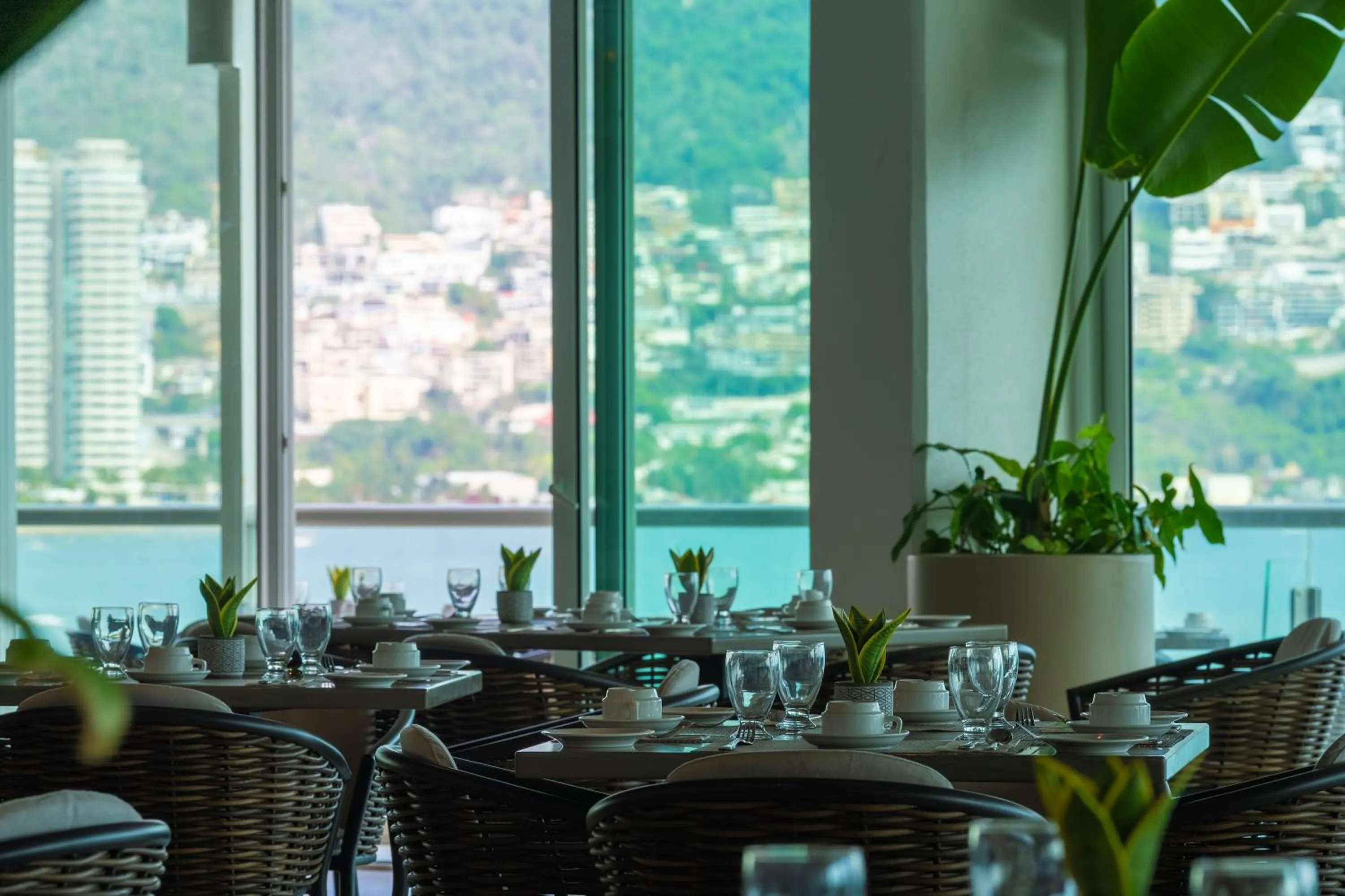 Restaurant/places to eat in Hotel Amares Acapulco