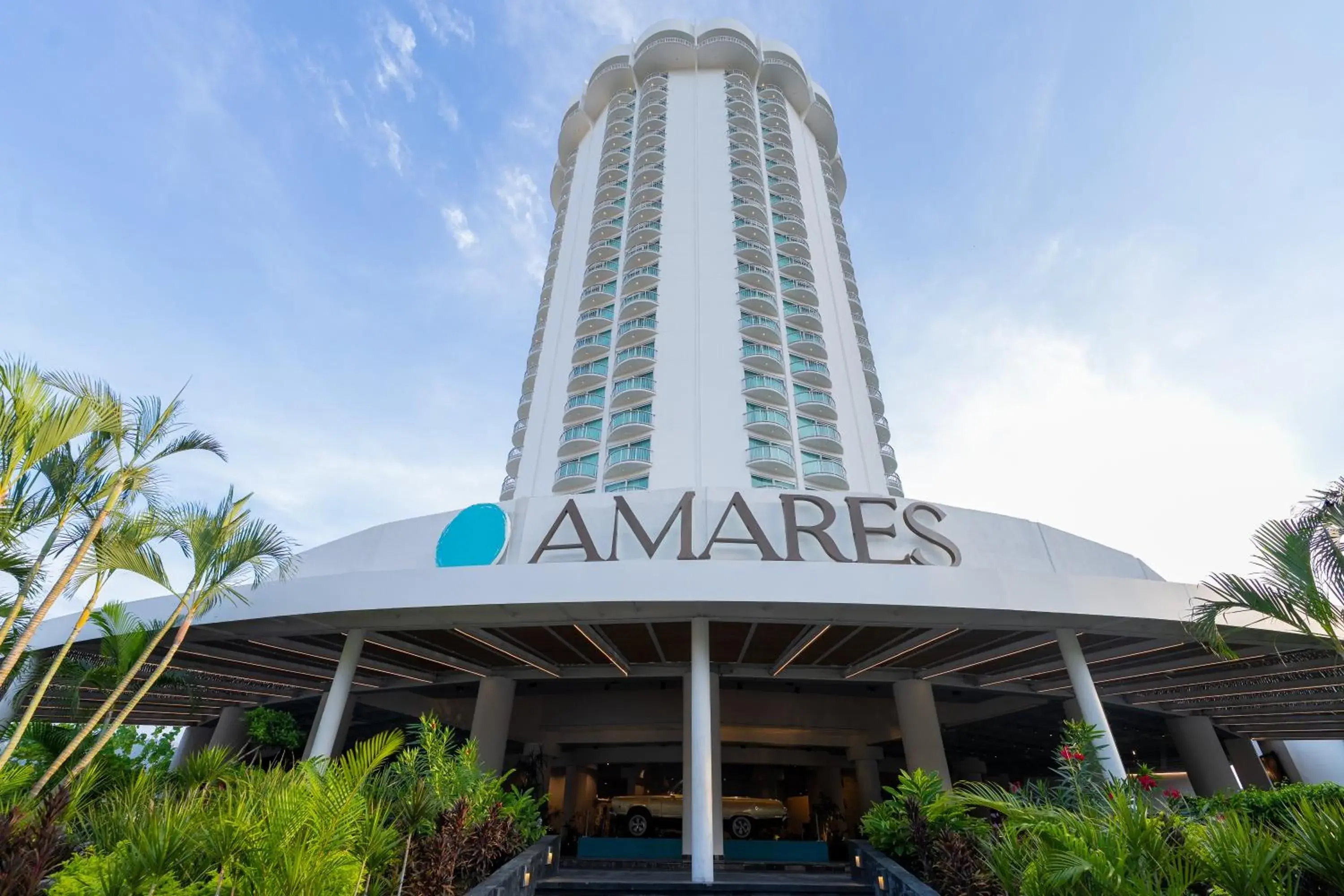 Property building in Hotel Amares Acapulco Property building in Hotel Amares Acapulco