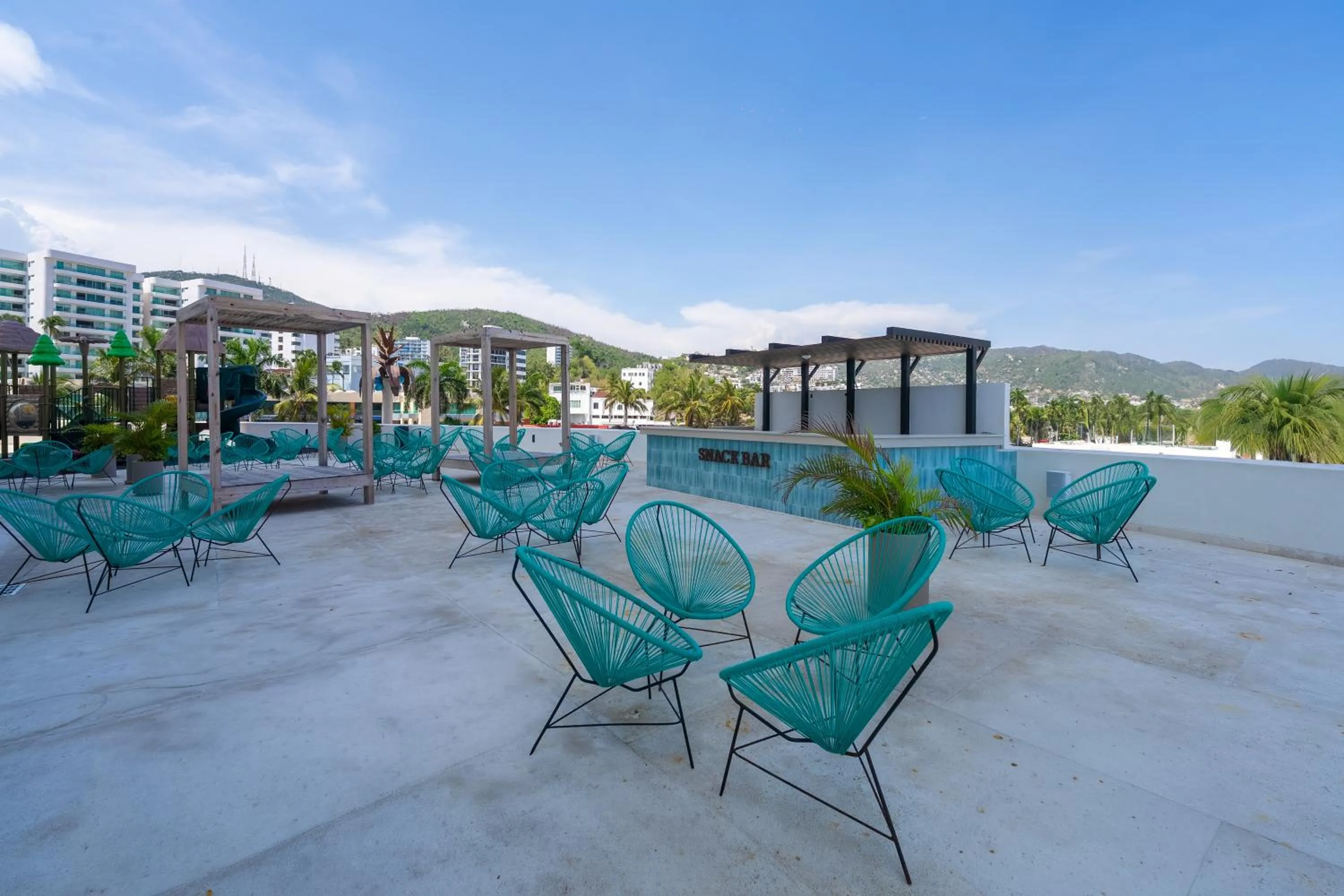 sunbed in Hotel Amares Acapulco