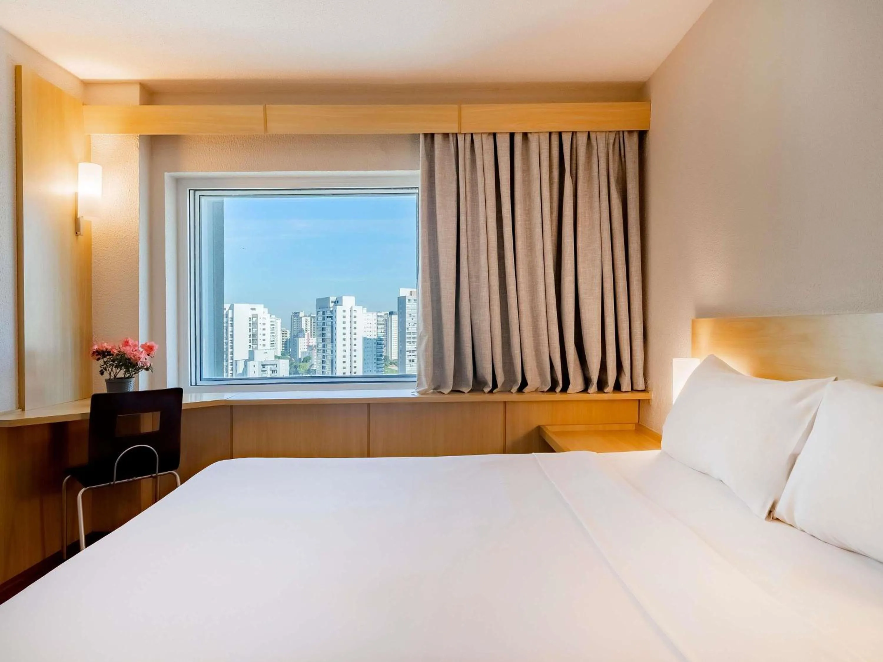 Bedroom, Bed in ibis Sao Paulo Congonhas