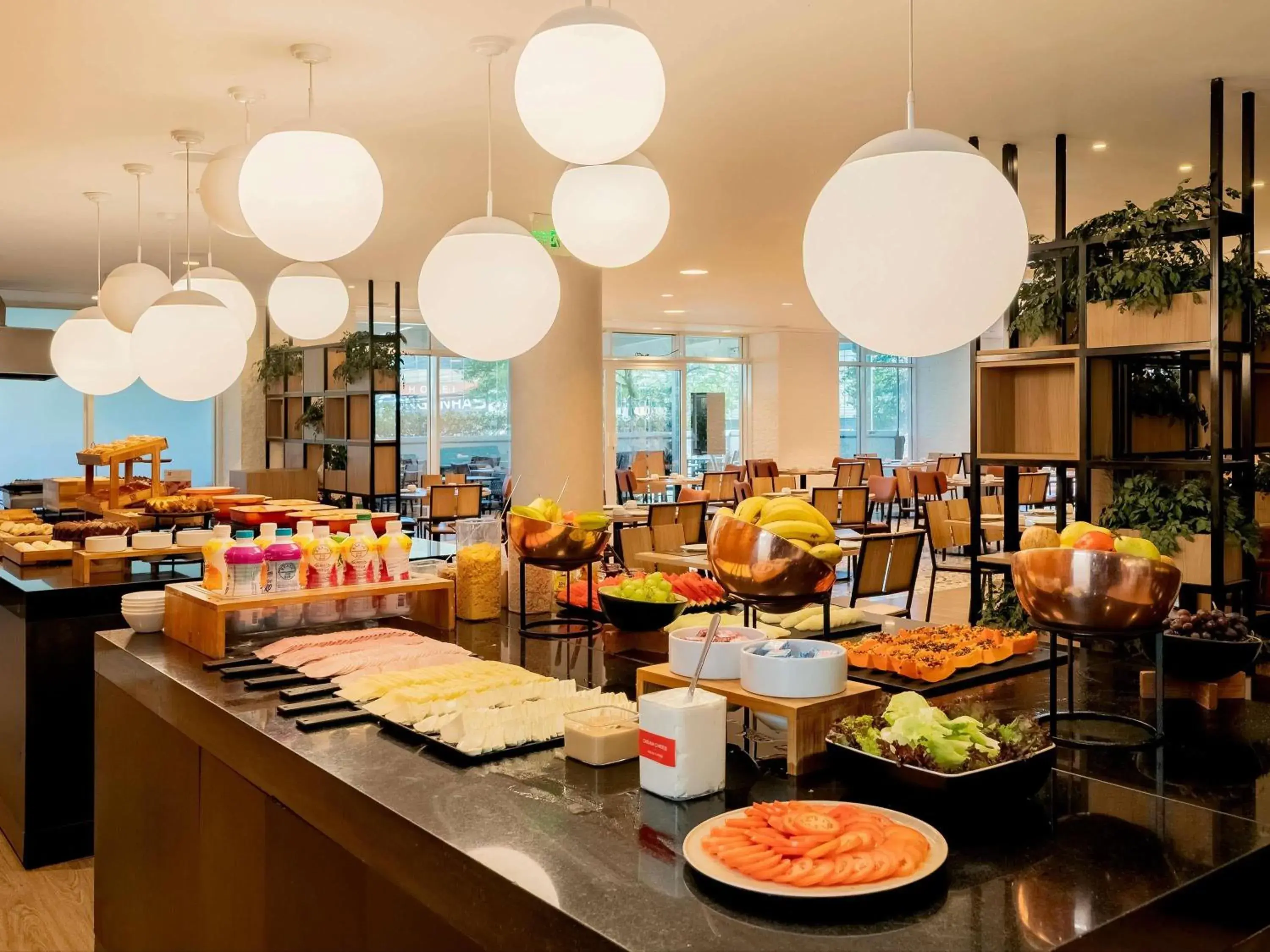 Restaurant/places to eat in ibis Sao Paulo Congonhas Restaurant/places to eat in ibis Sao Paulo Congonhas