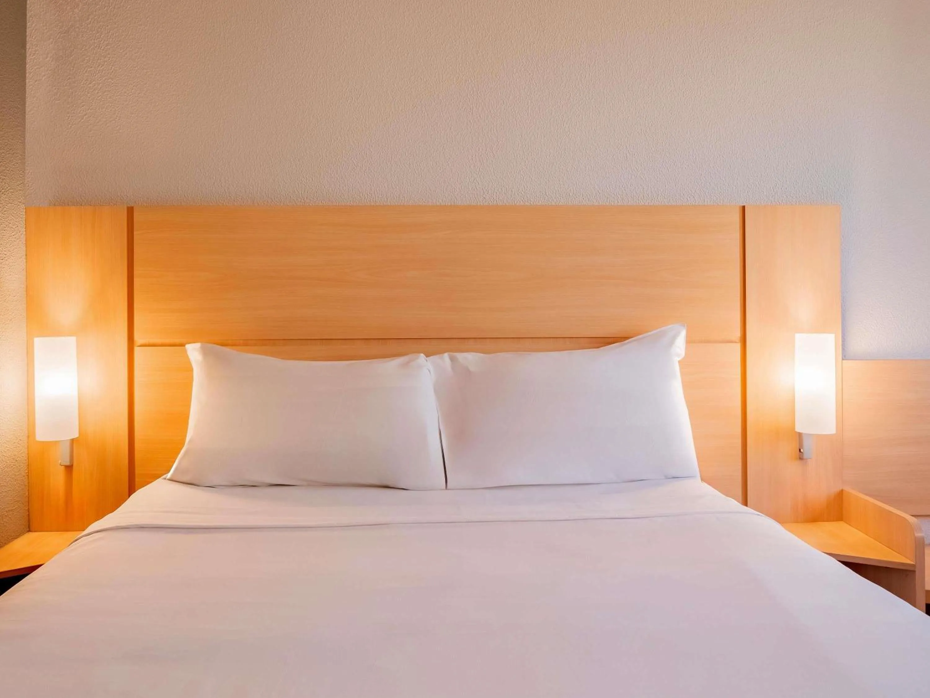 Bedroom, Bed in ibis Sao Paulo Congonhas