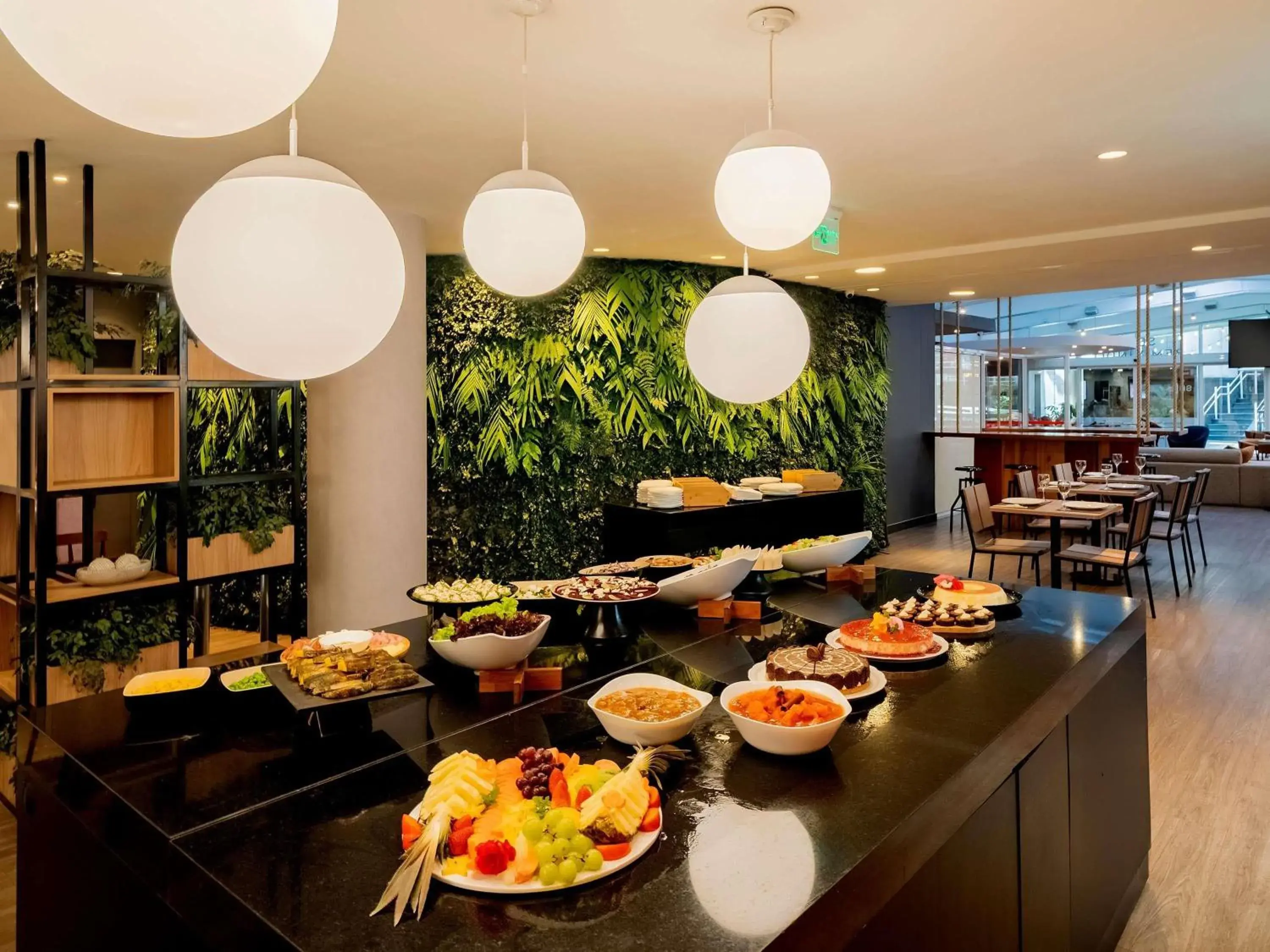 Restaurant/places to eat in ibis Sao Paulo Congonhas Restaurant/places to eat in ibis Sao Paulo Congonhas