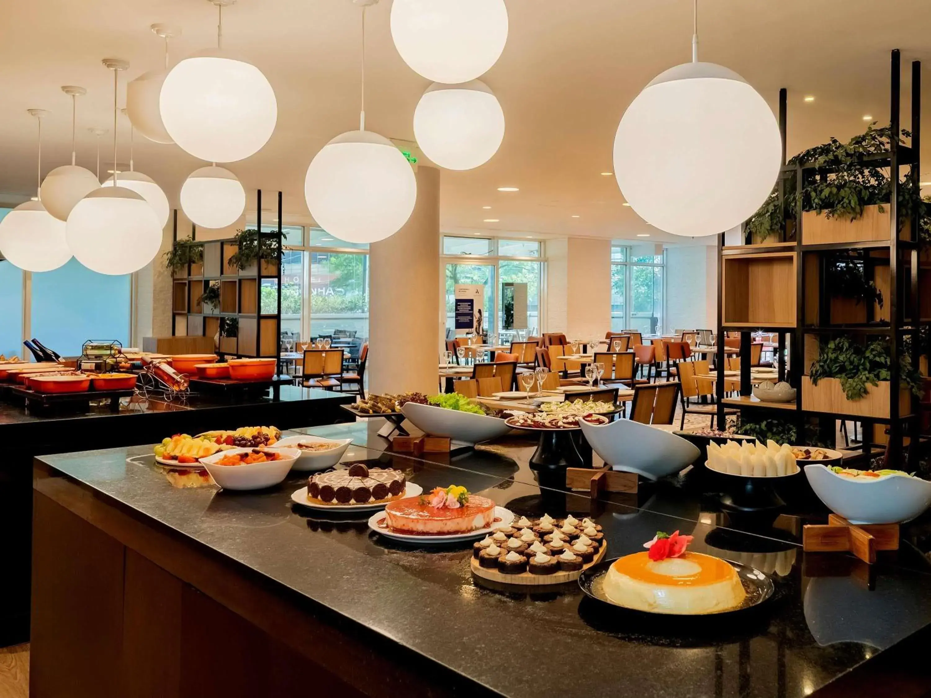 Restaurant/places to eat in ibis Sao Paulo Congonhas Restaurant/places to eat in ibis Sao Paulo Congonhas