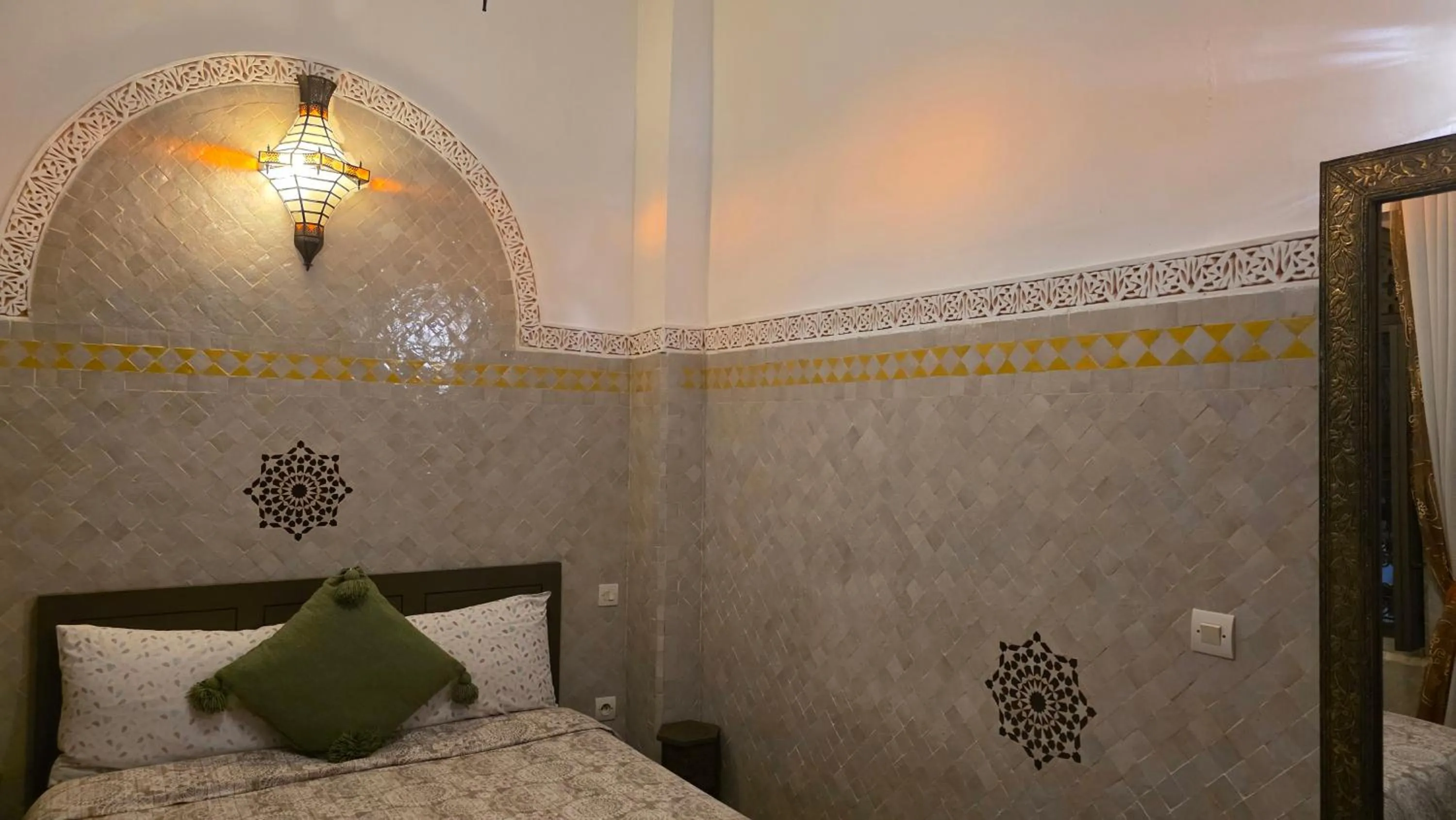 Photo of the whole room, Bed in Riad Souad Marrakech