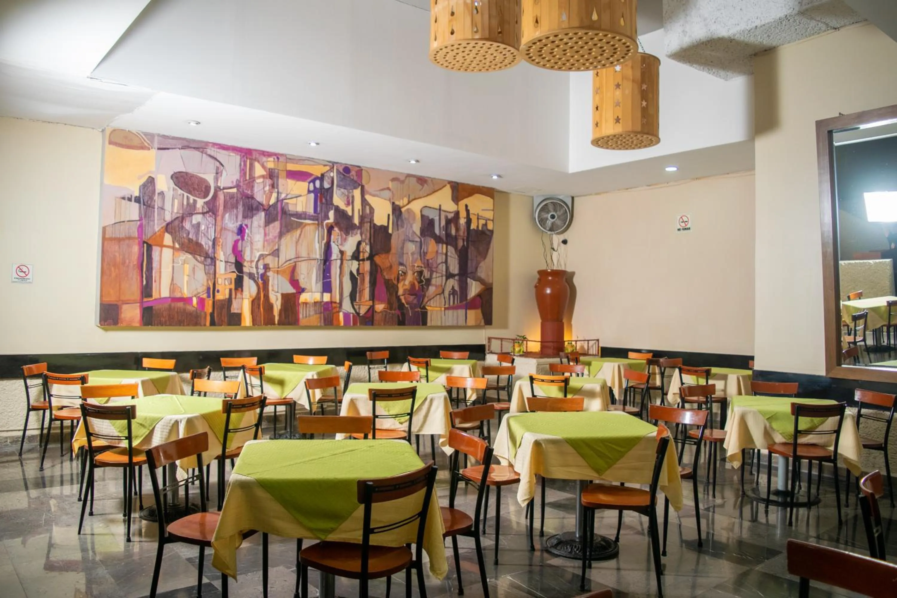 Restaurant/places to eat in Hotel San Francisco Centro Histórico