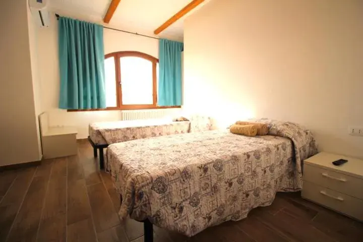 Triple Room - single occupancy in B&B Ca' Bianca Triple Room - single occupancy in B&B Ca' Bianca