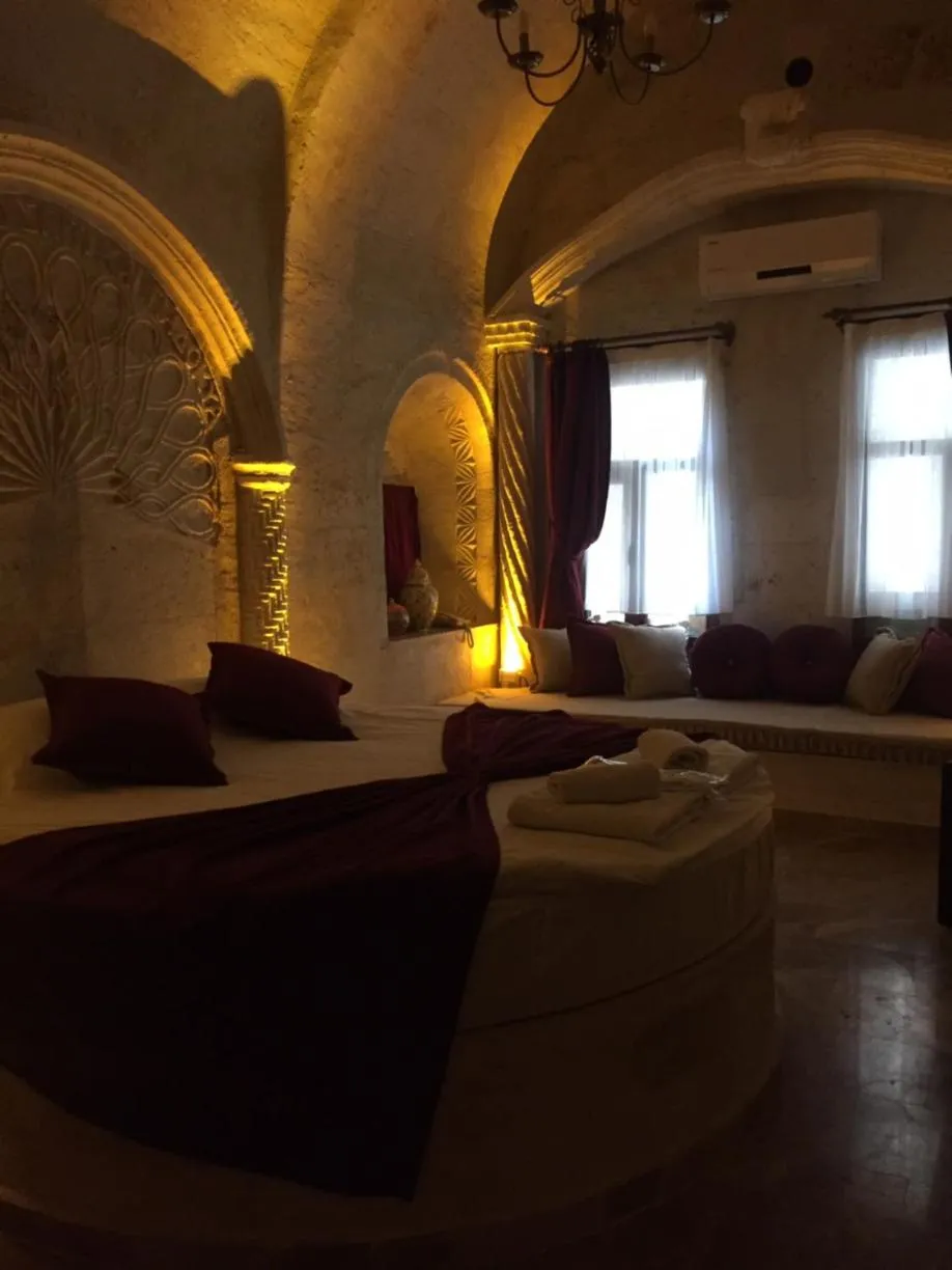 Heaven Cave House - Razziya Evi