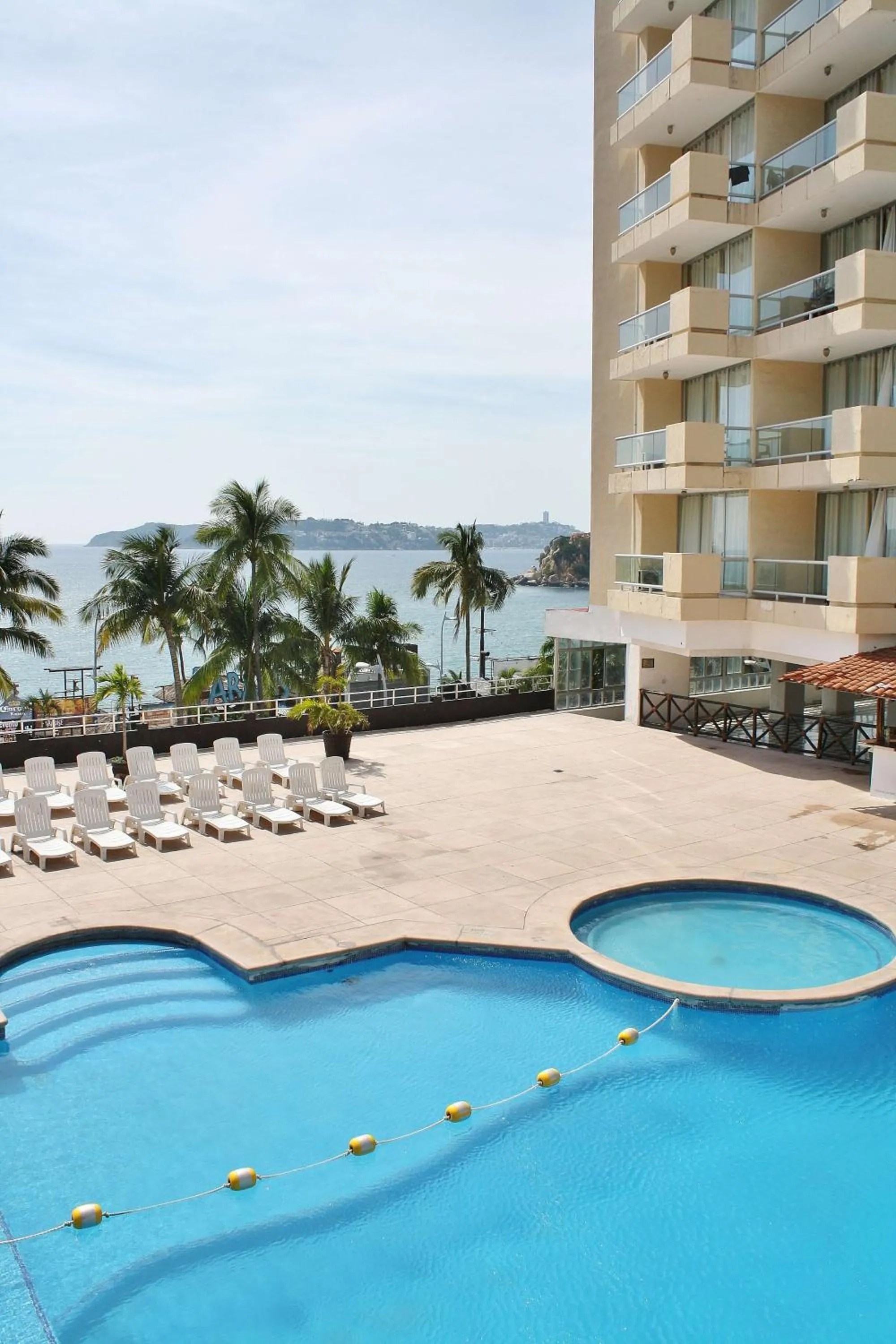 Swimming pool in Romano Palace
