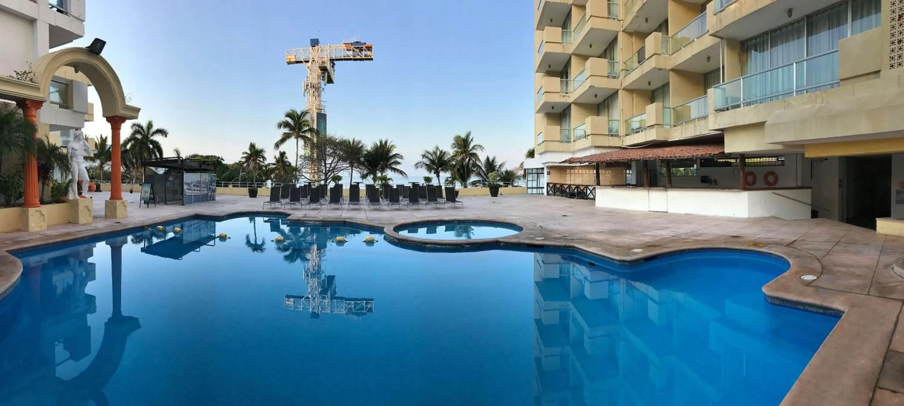 Swimming pool in Romano Palace