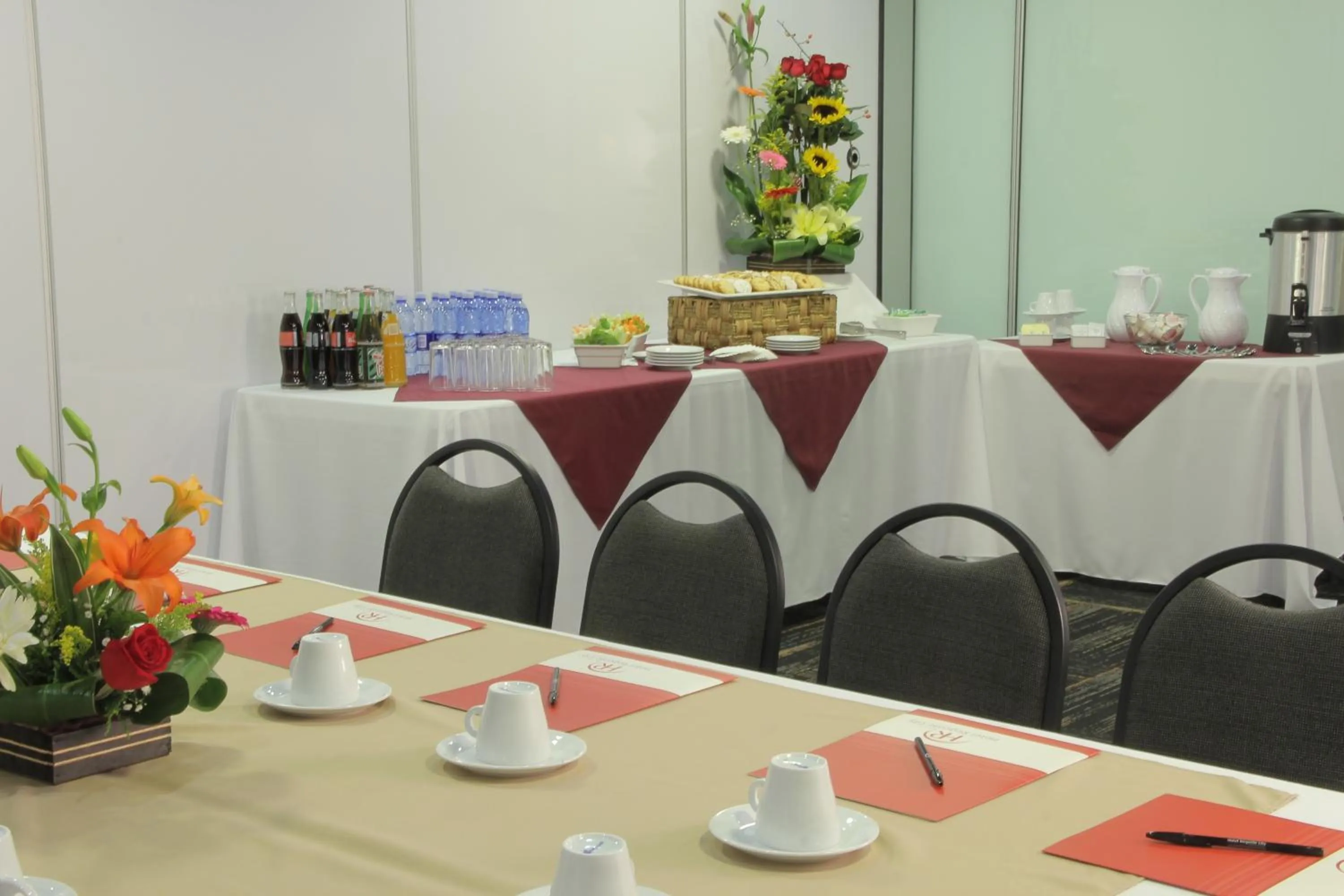 Business facilities in Hotel Regente