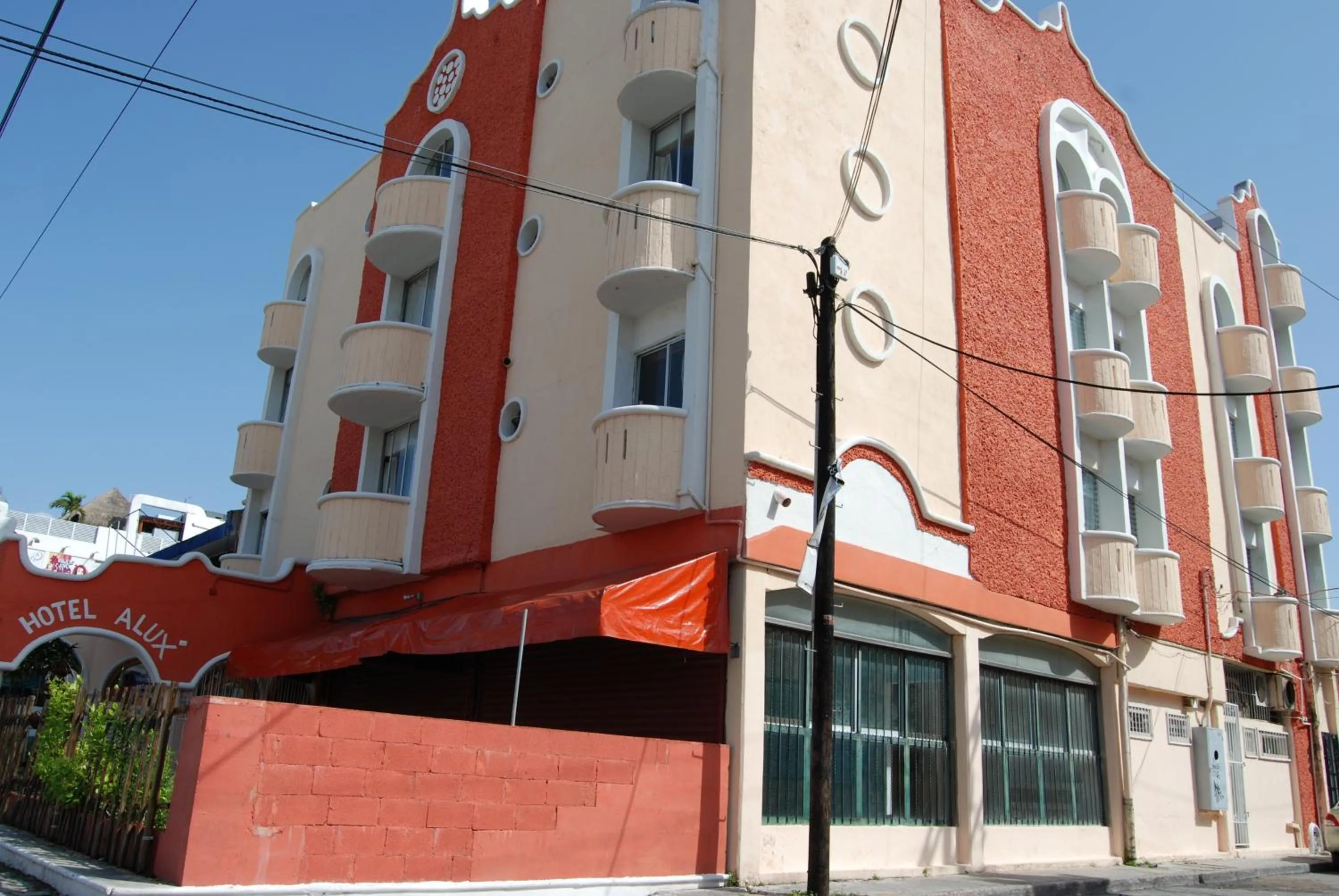Facade/entrance in Hotel Alux Cancun