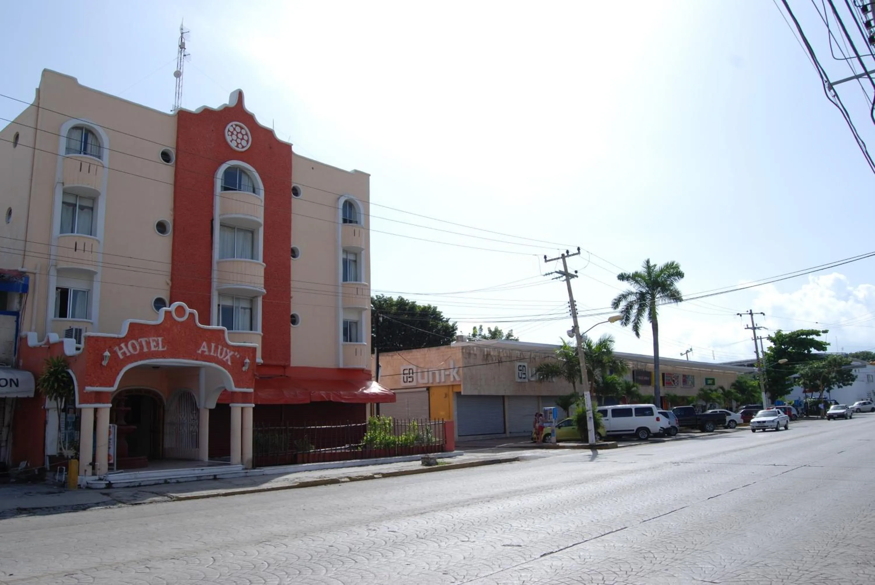 Facade/entrance in Hotel Alux Cancun
