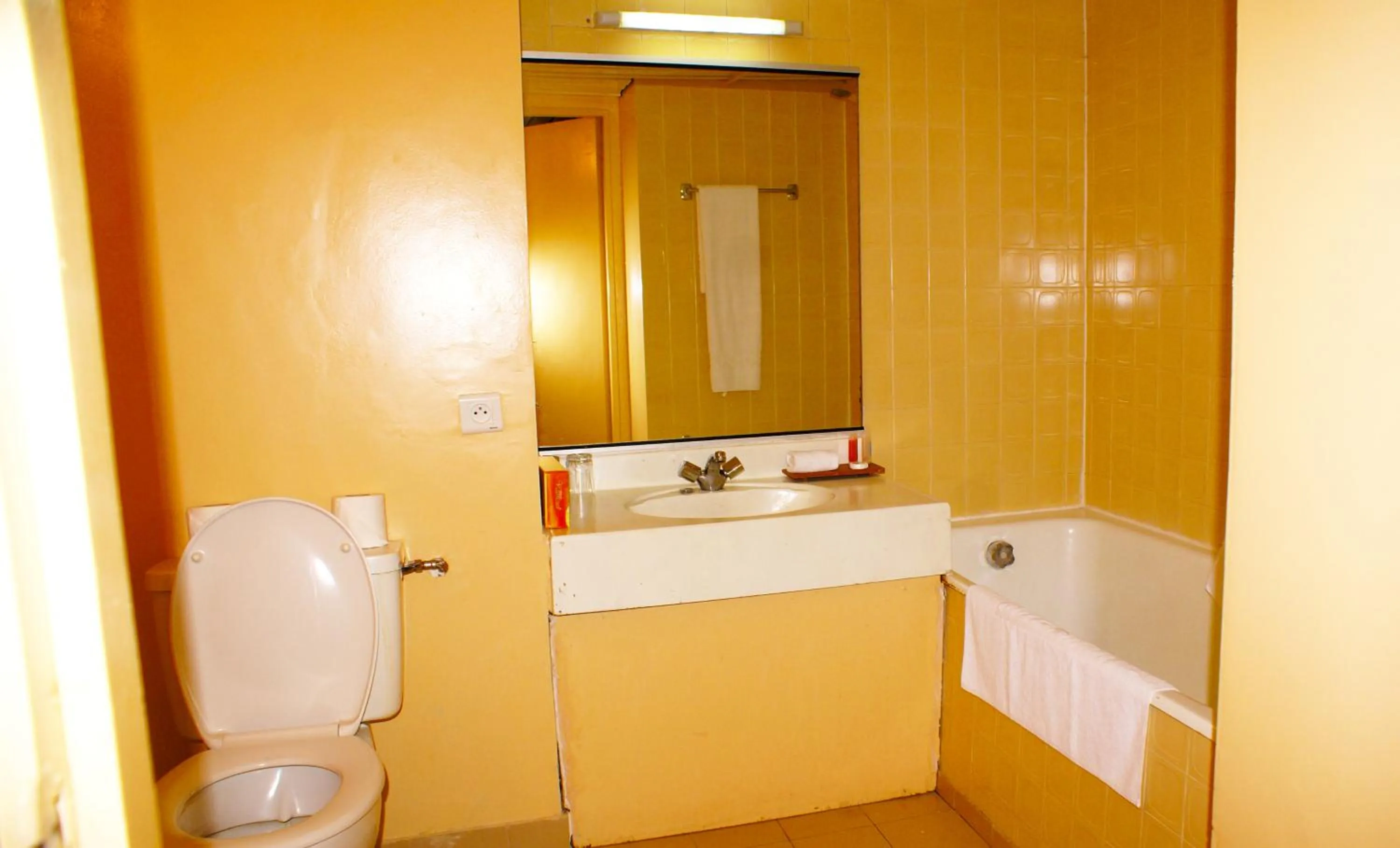 Bathroom in Hôtel Sawa