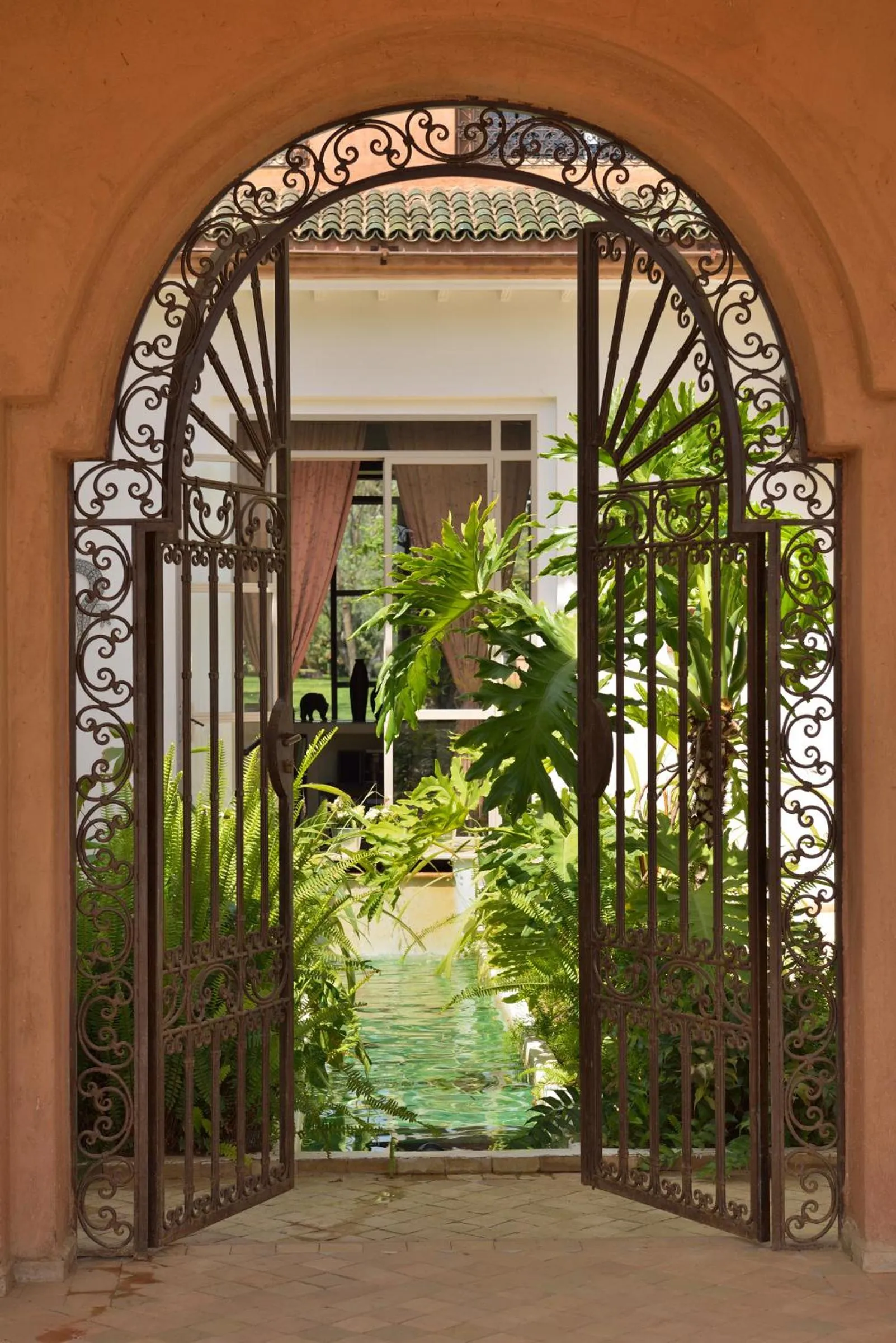 Decorative detail in Villa Dinari