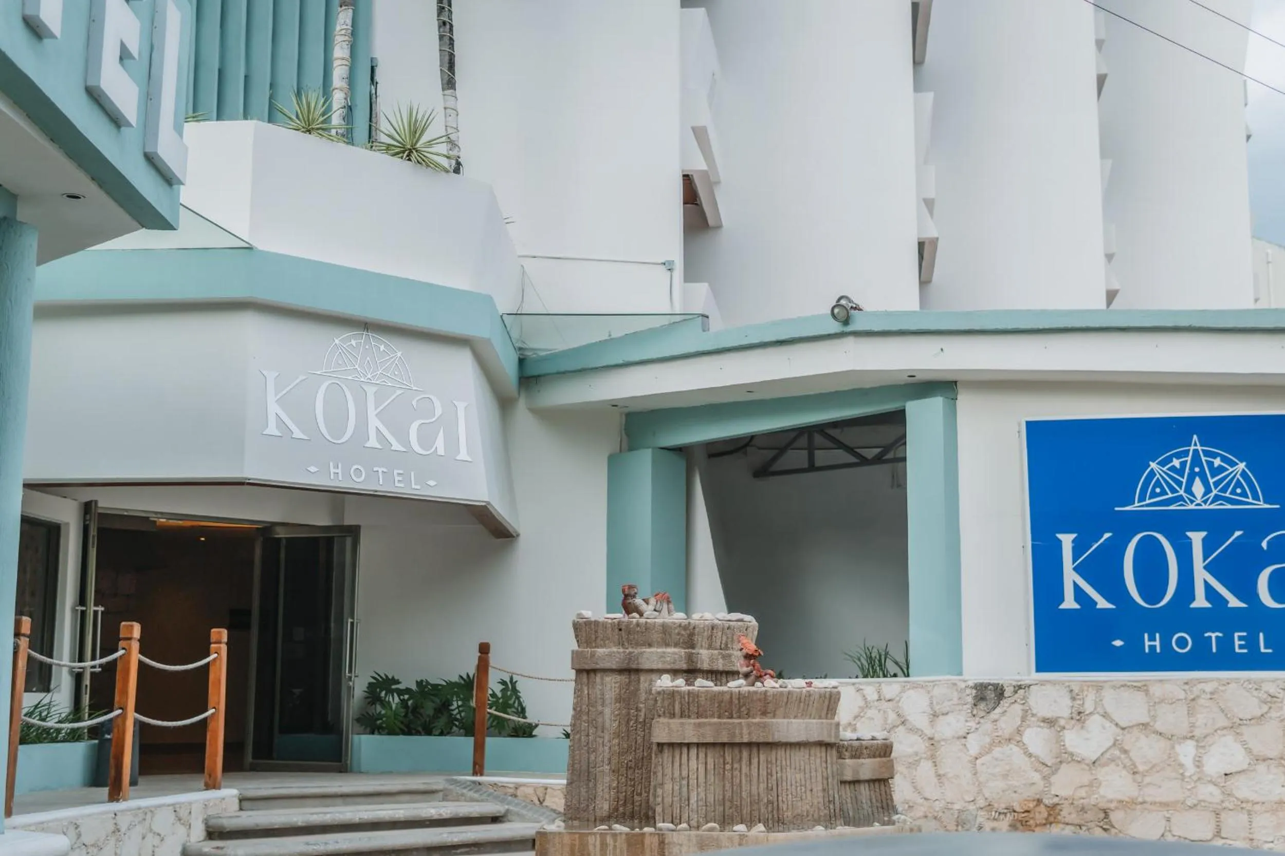 Facade/entrance in Hotel Plaza Kokai Cancún