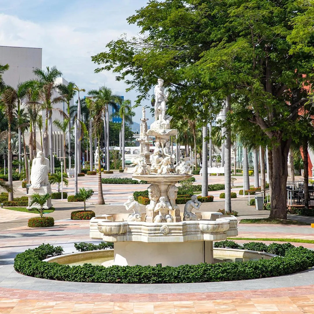 Garden in Palacio Mundo Imperial Riviera Diamante Acapulco