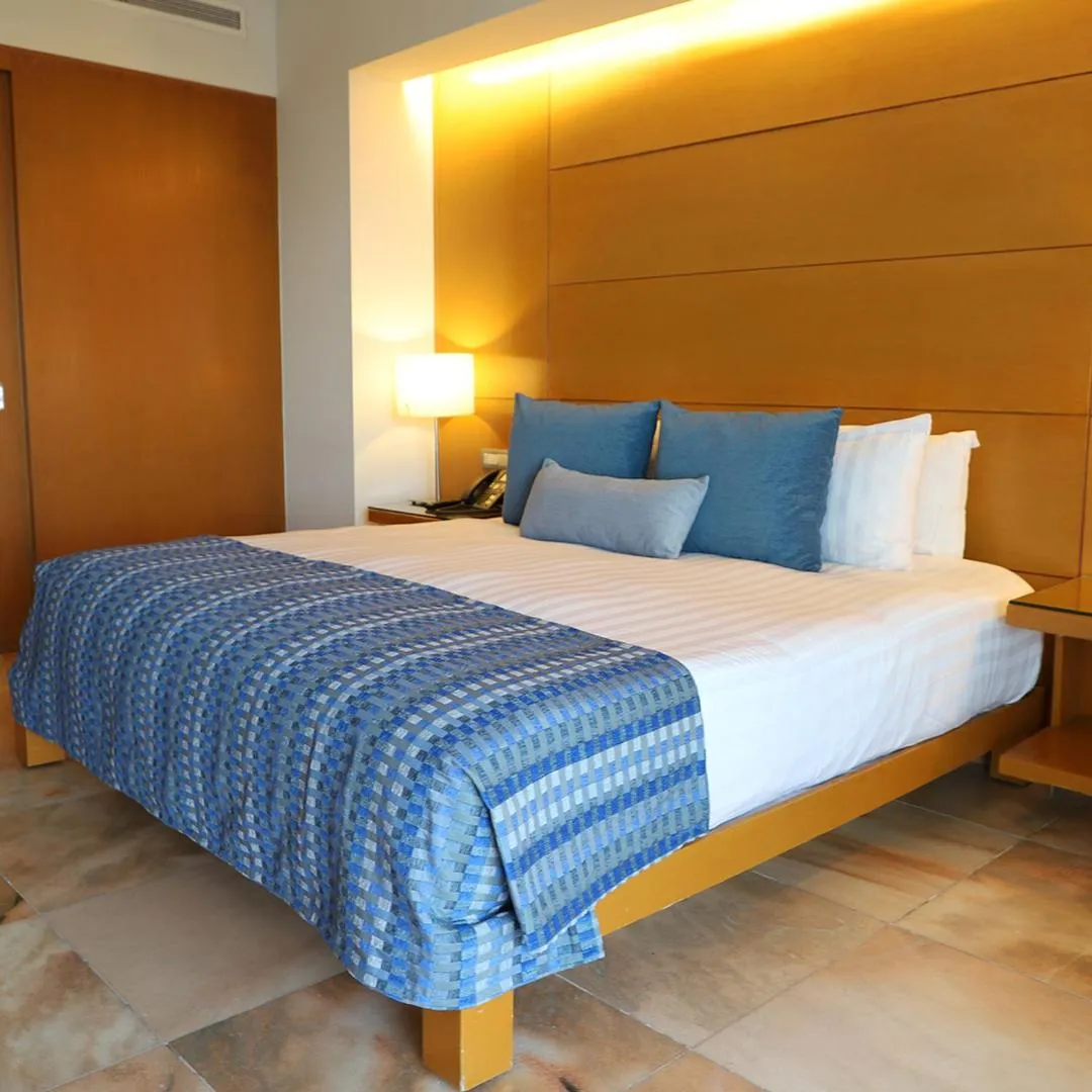 Bed in Palacio Mundo Imperial Riviera Diamante Acapulco