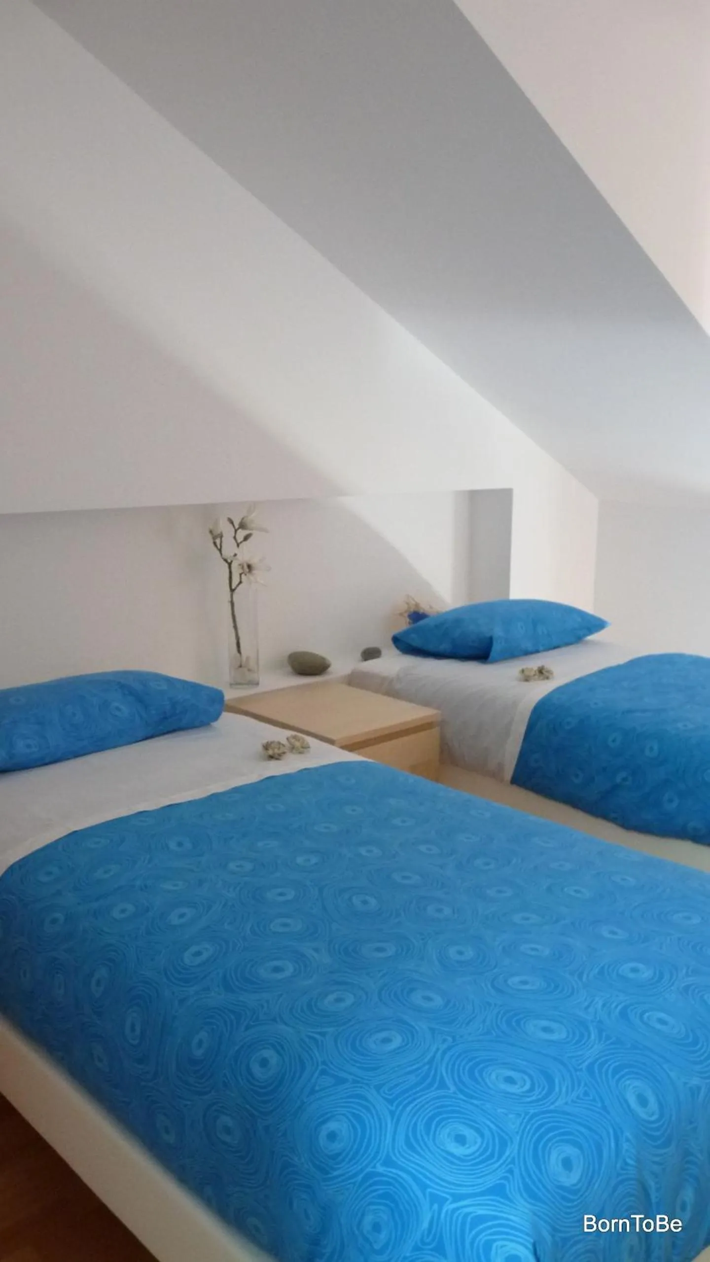 Bed in Born To Stay In Milfontes