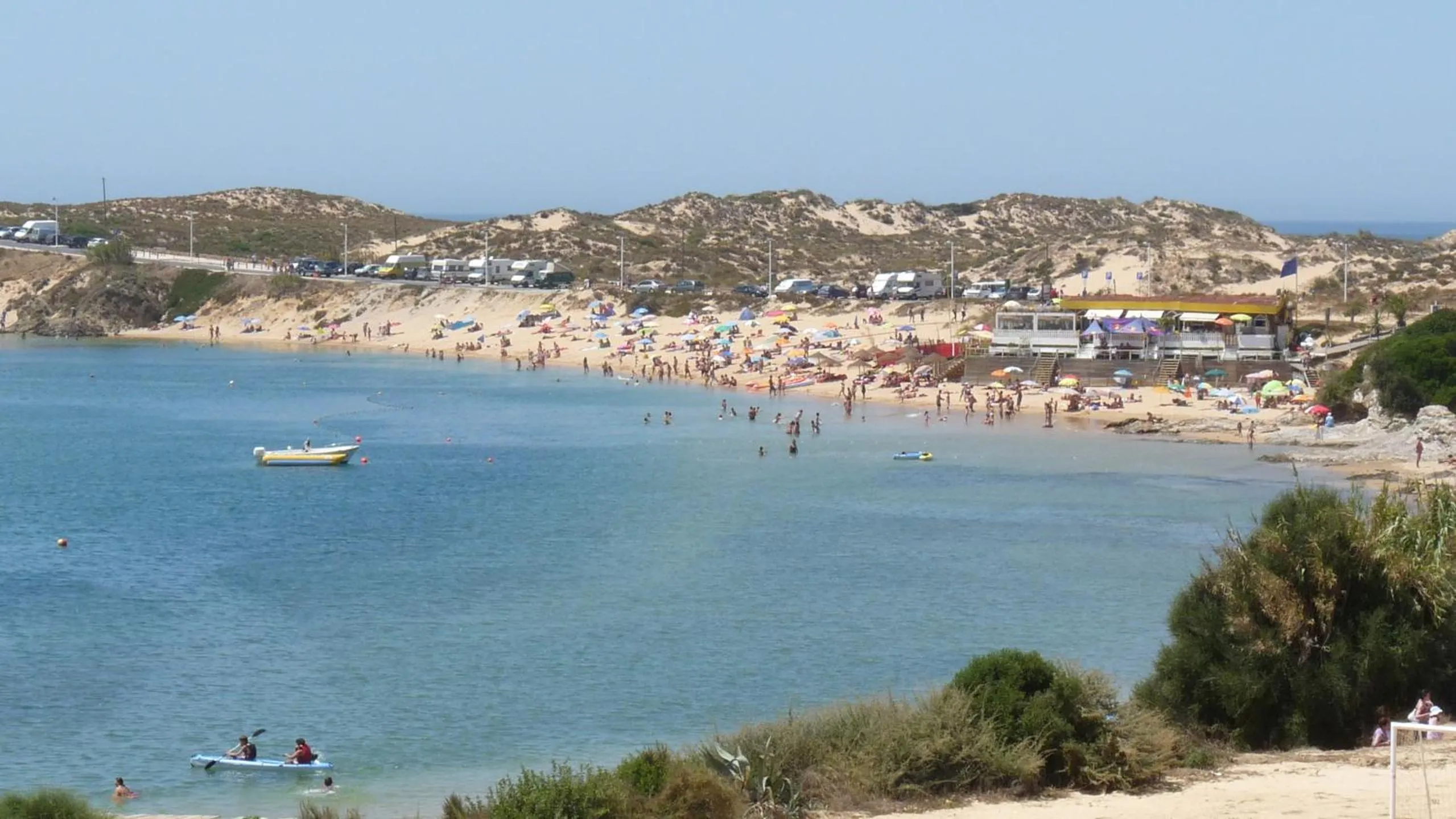 Area and facilities in Born To Stay In Milfontes