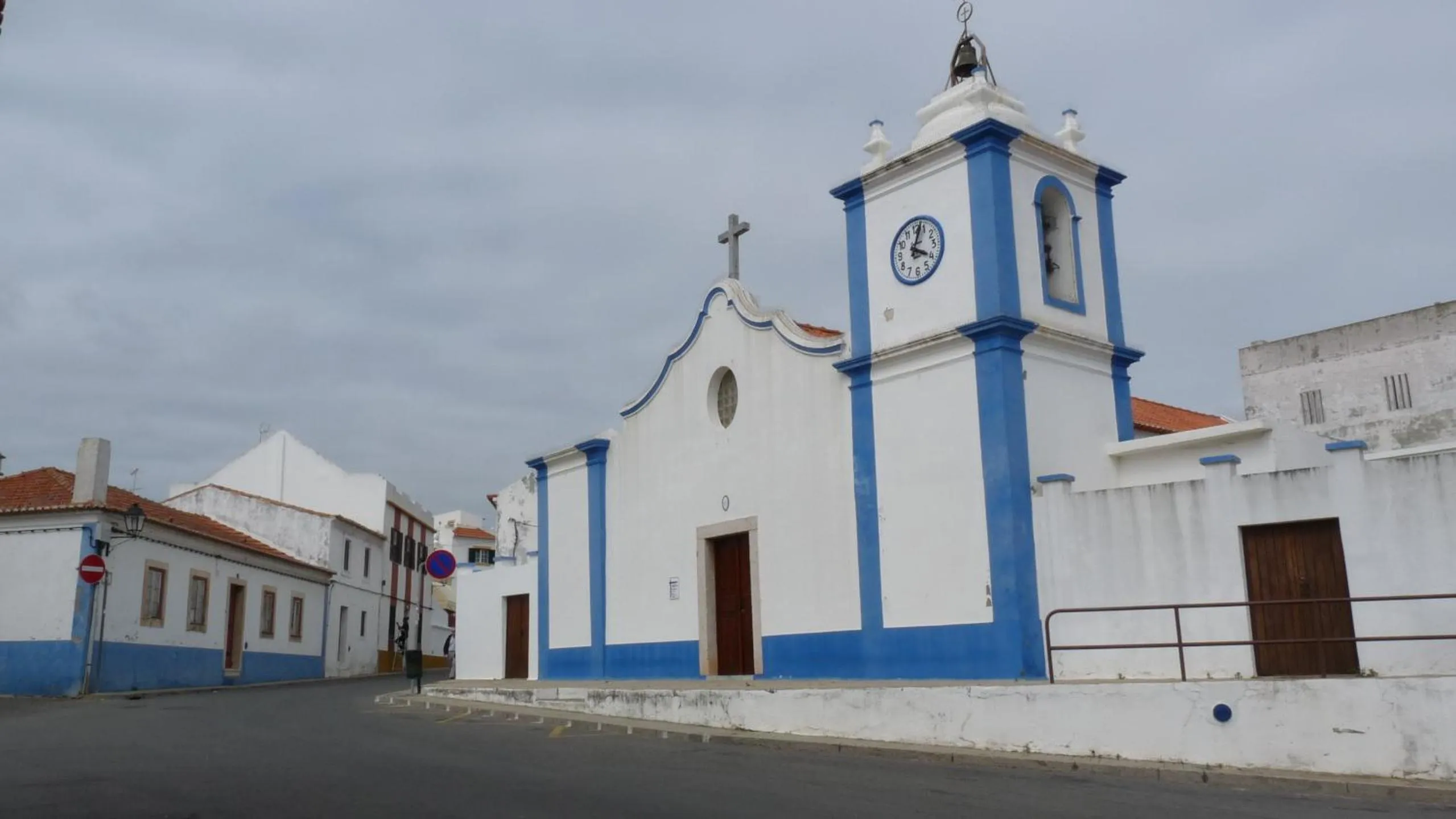 Area and facilities in Born To Stay In Milfontes