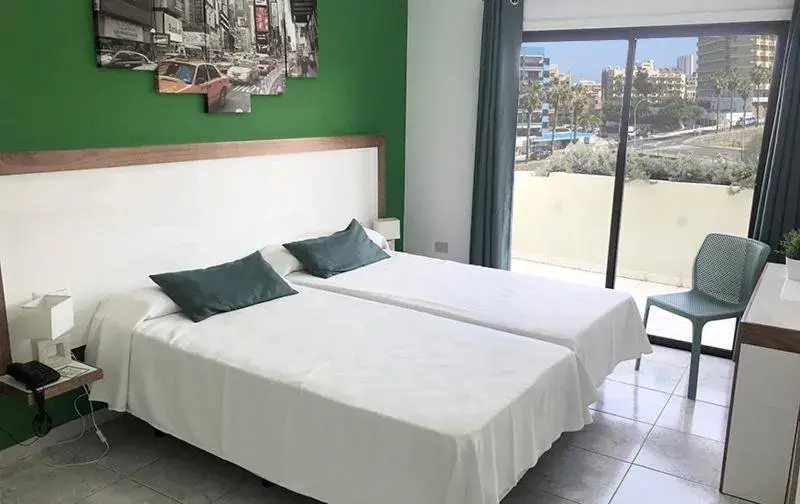 One-Bedroom Apartment with Street View in Apartamentos Bahia Playa One-Bedroom Apartment with Street View in Apartamentos Bahia Playa