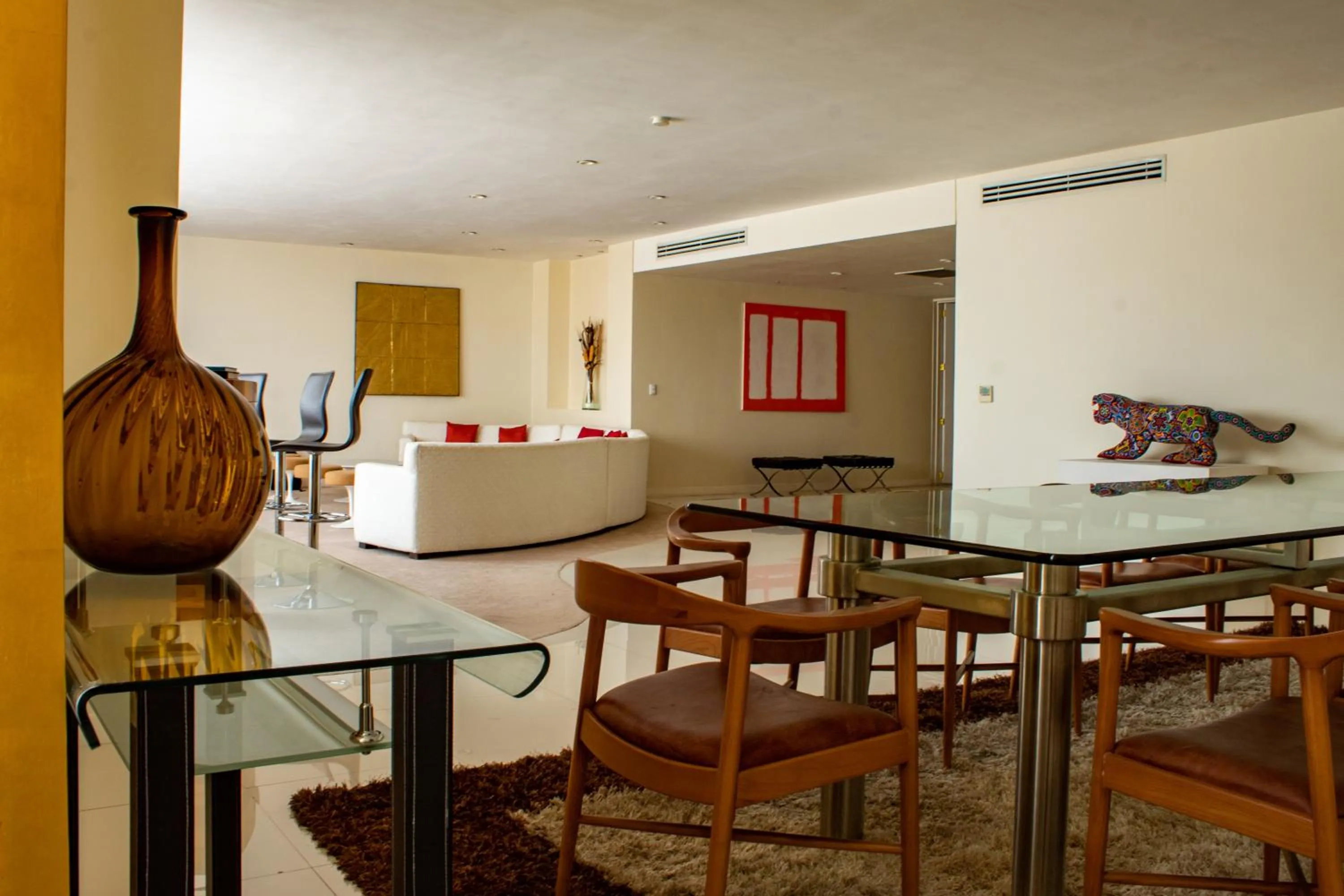 Photo of the whole room in Mision Guadalajara Centro Historico