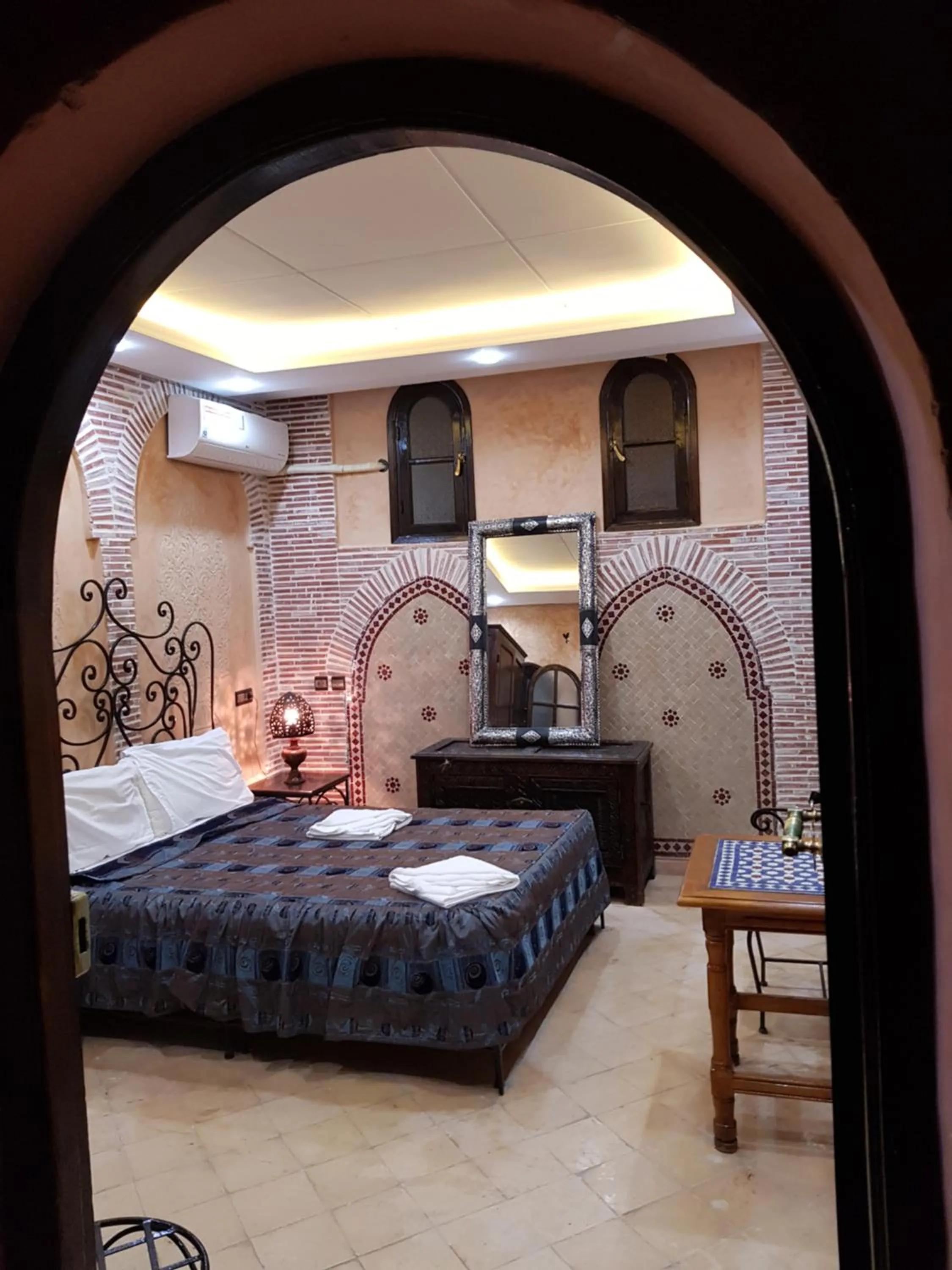 Bed in Hotel Salsabil