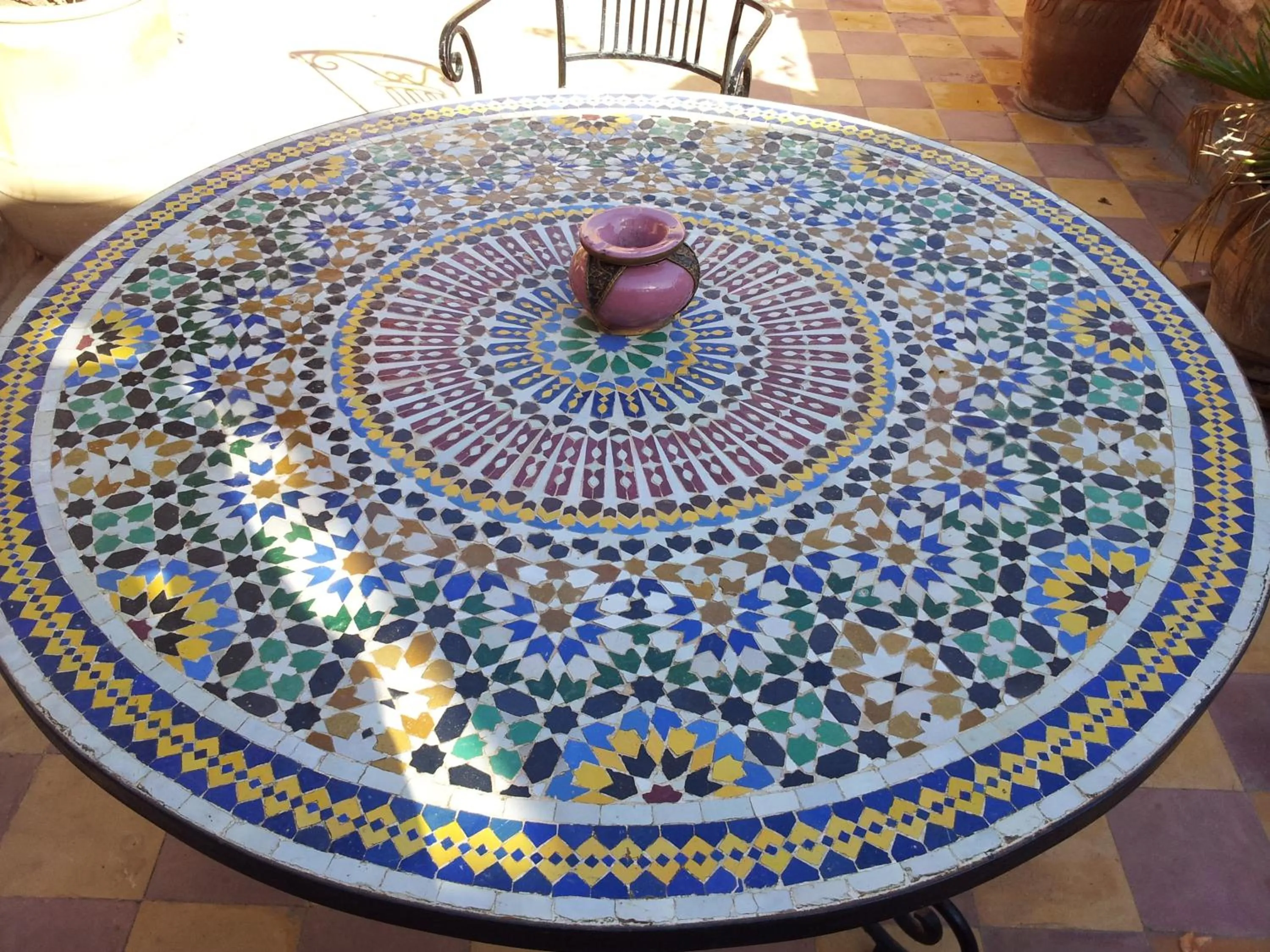 Decorative detail in Hotel Salsabil