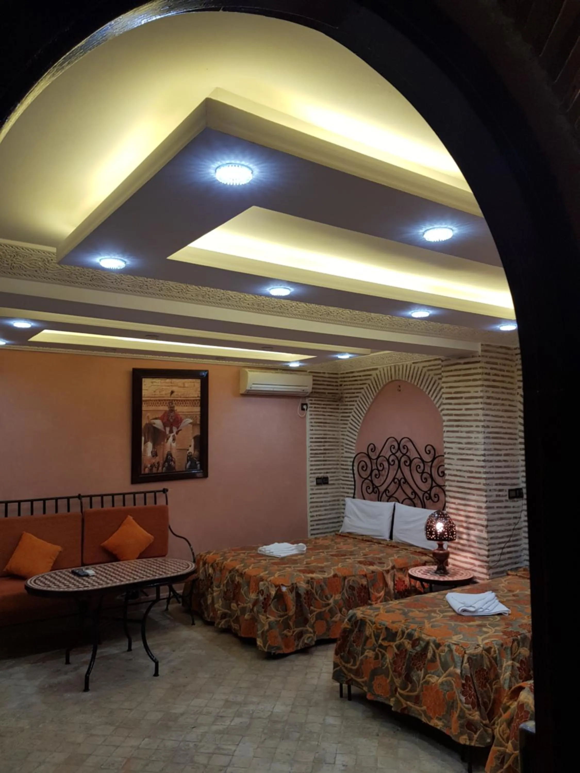 Photo of the whole room in Hotel Salsabil