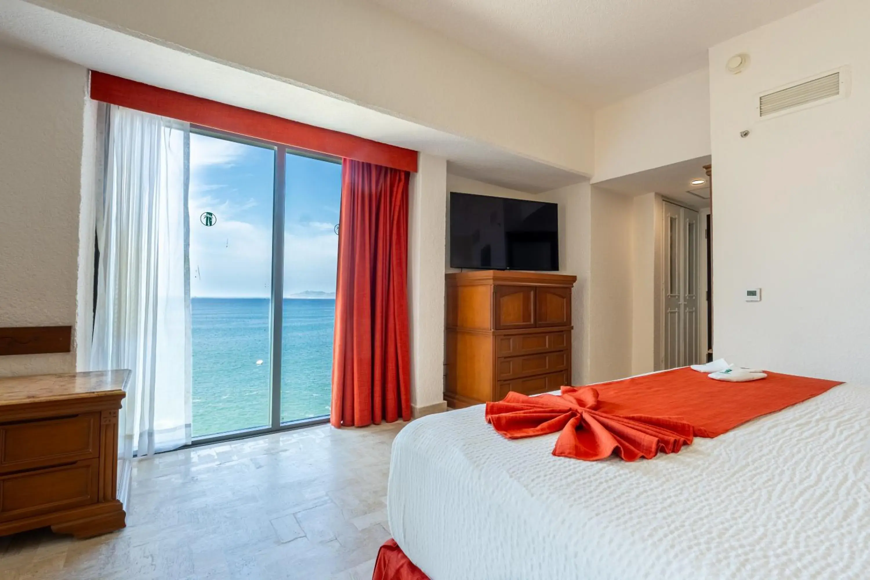 Sea view, Bed in Copacabana Beach Hotel Acapulco Sea view, Bed in Copacabana Beach Hotel Acapulco