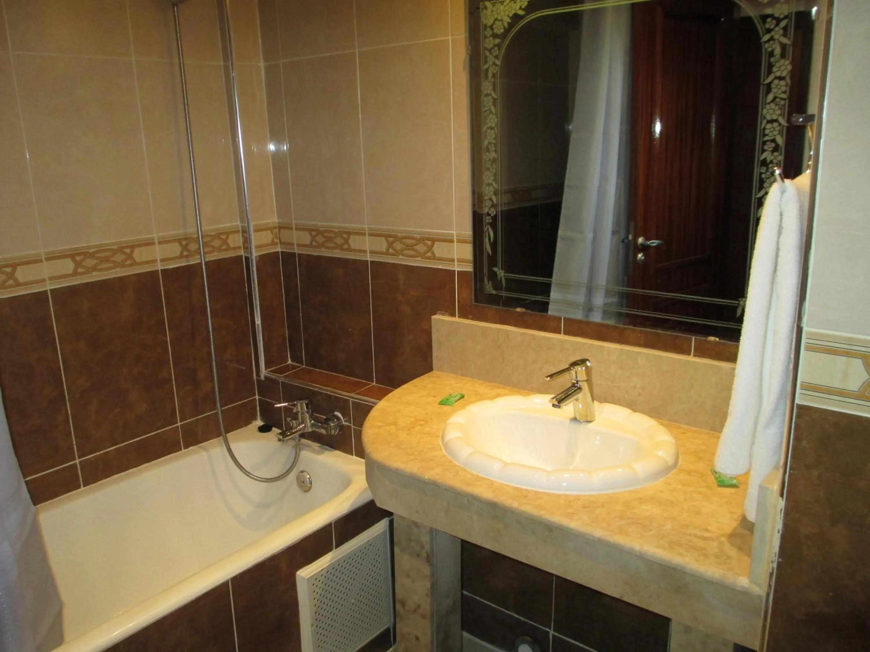 Bathroom in Hotel Gomassine