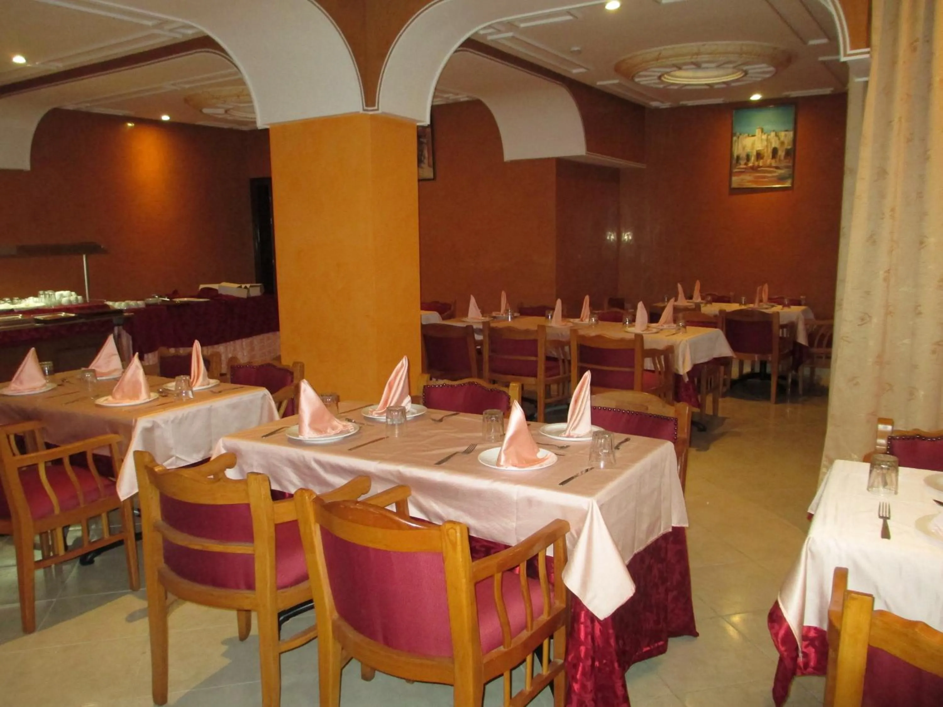 Restaurant/places to eat in Hotel Gomassine