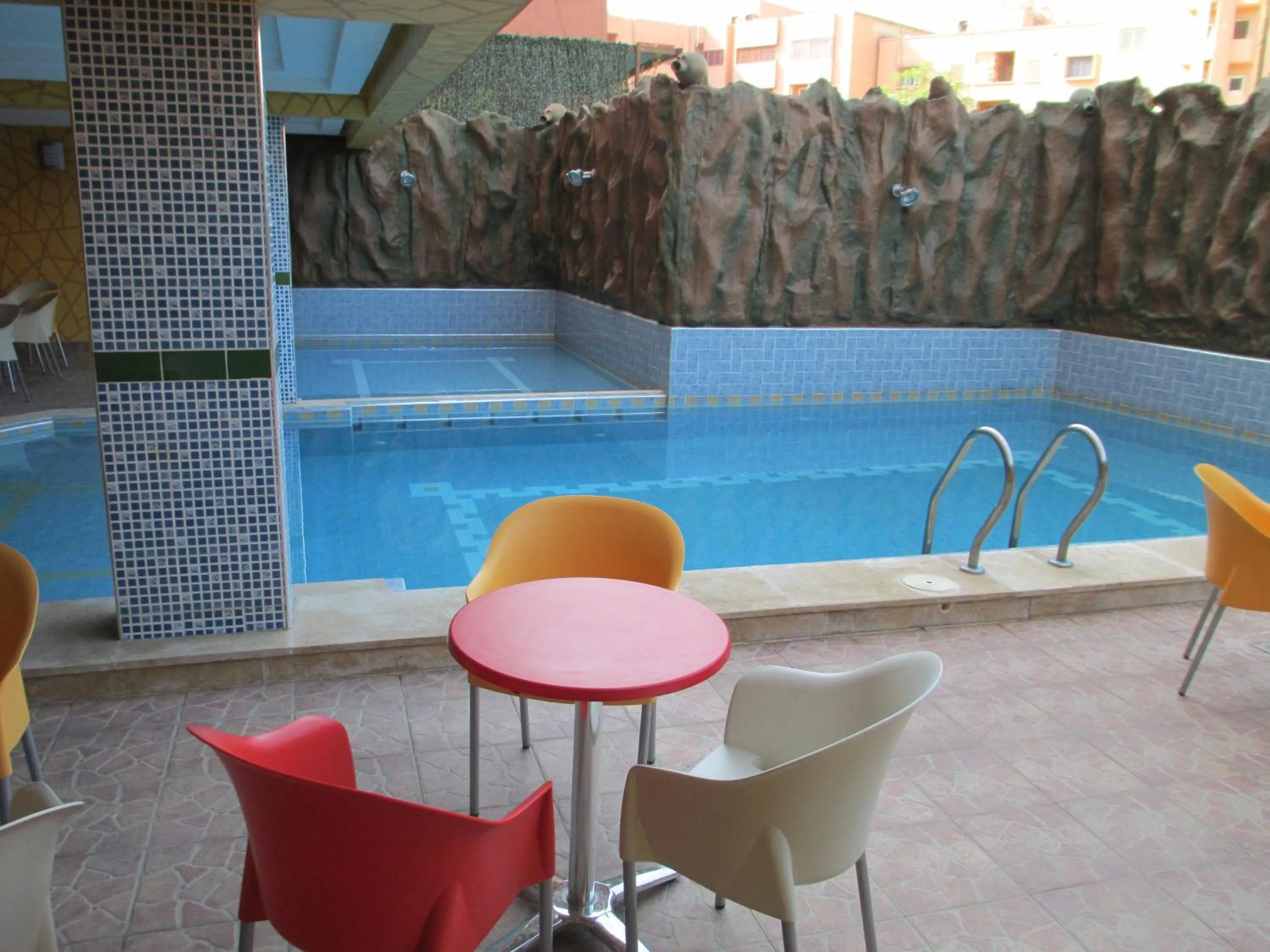Swimming pool in Hotel Gomassine