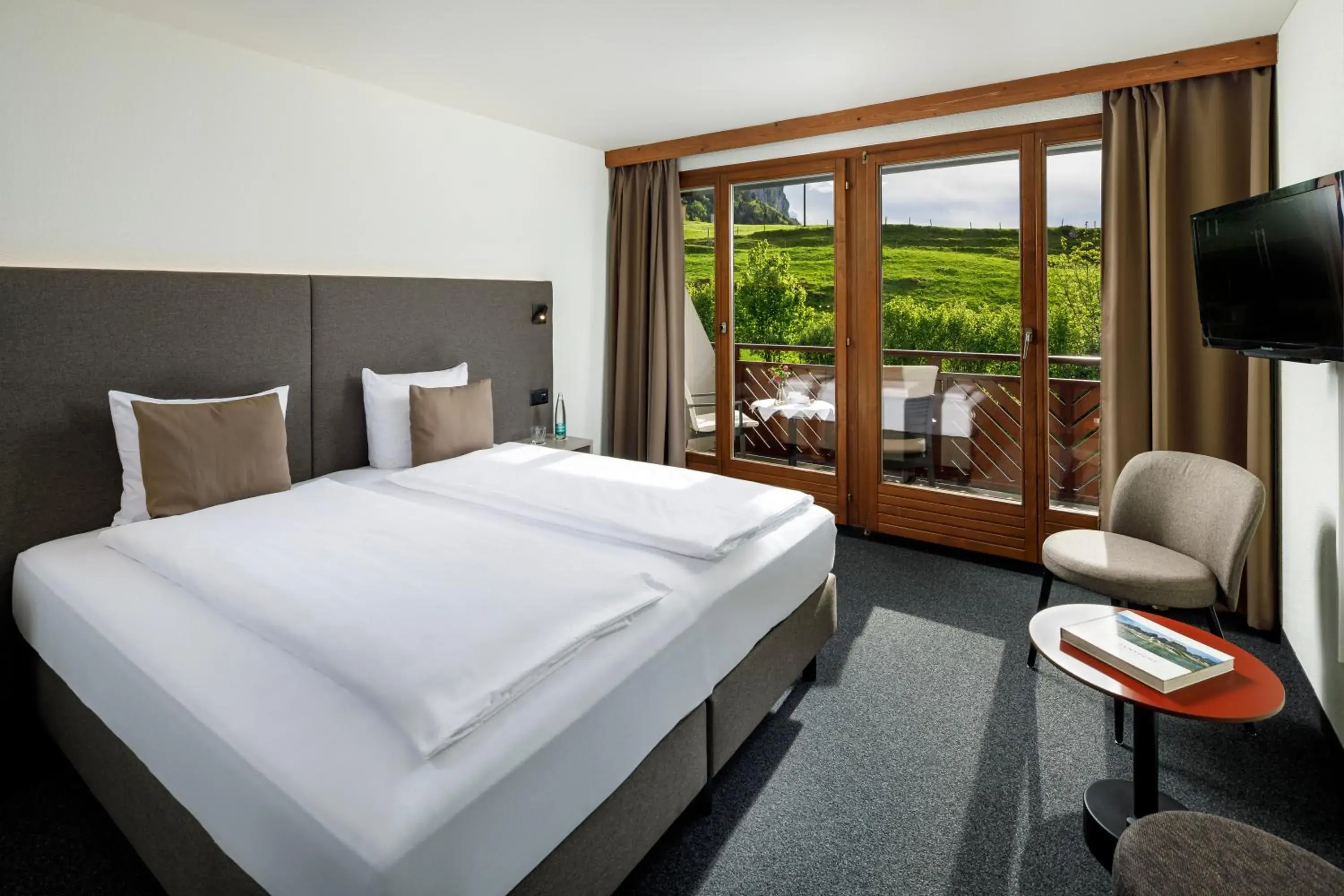 Double Room with Mountain View in Hotel und Naturhaus Bellevue Double Room with Mountain View in Hotel und Naturhaus Bellevue