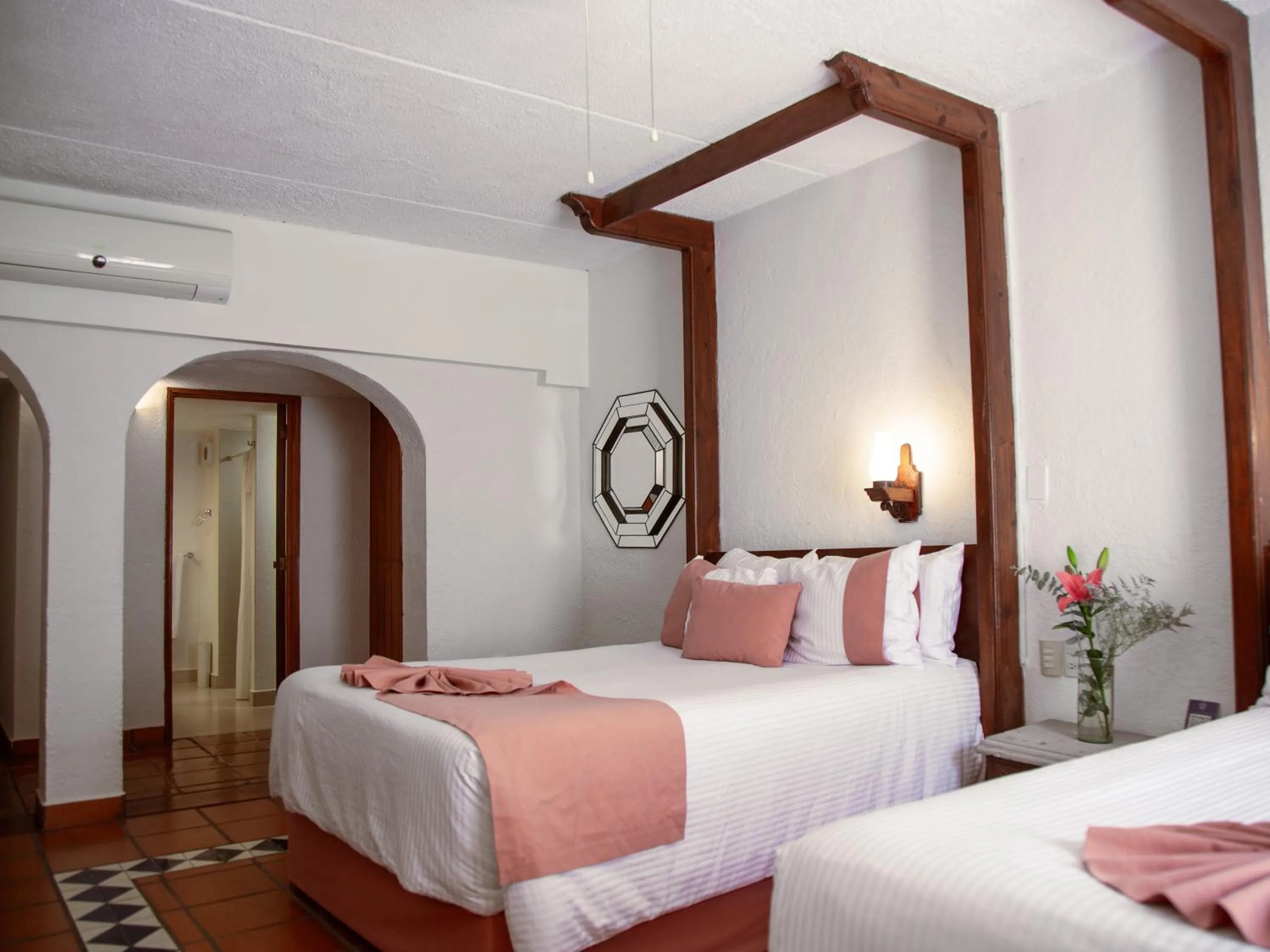 Bed in Misión Guanajuato