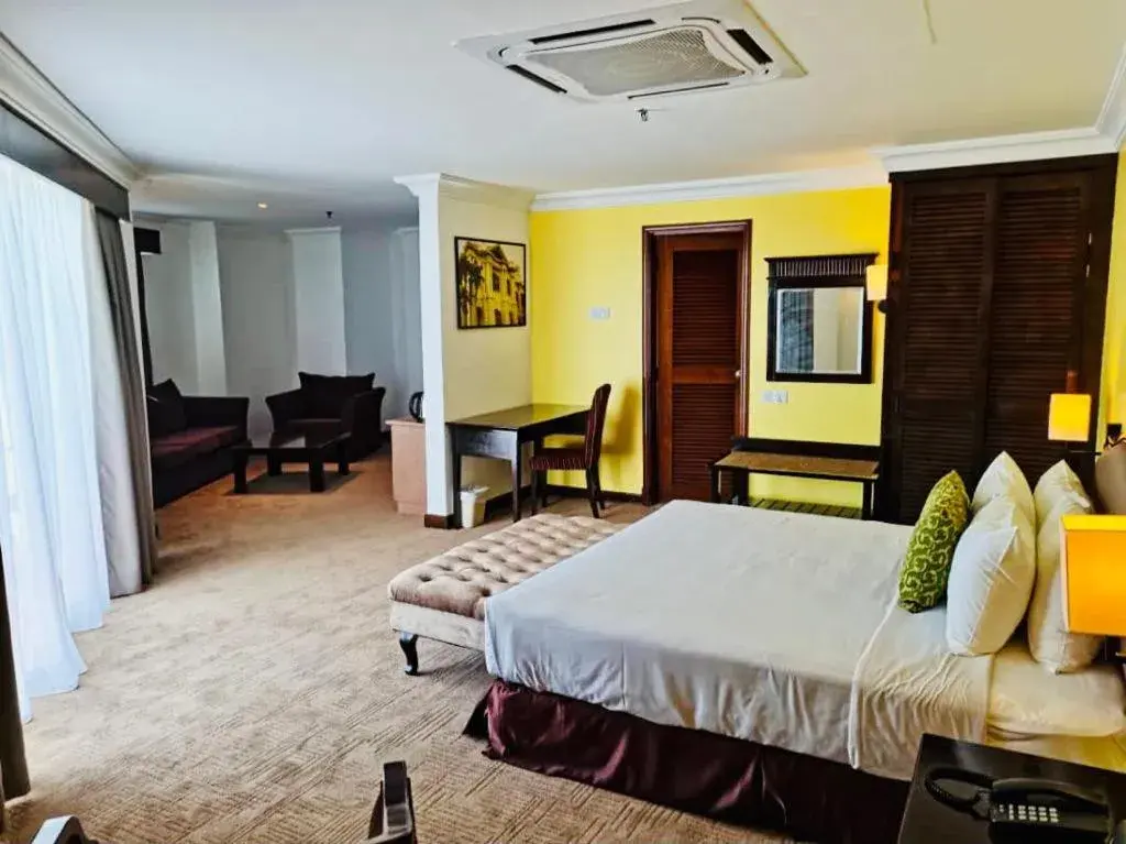 Photo of the whole room, Bed in EHSAN SEAVIEW HOTEL PORT DICKSON Photo of the whole room, Bed in EHSAN SEAVIEW HOTEL PORT DICKSON