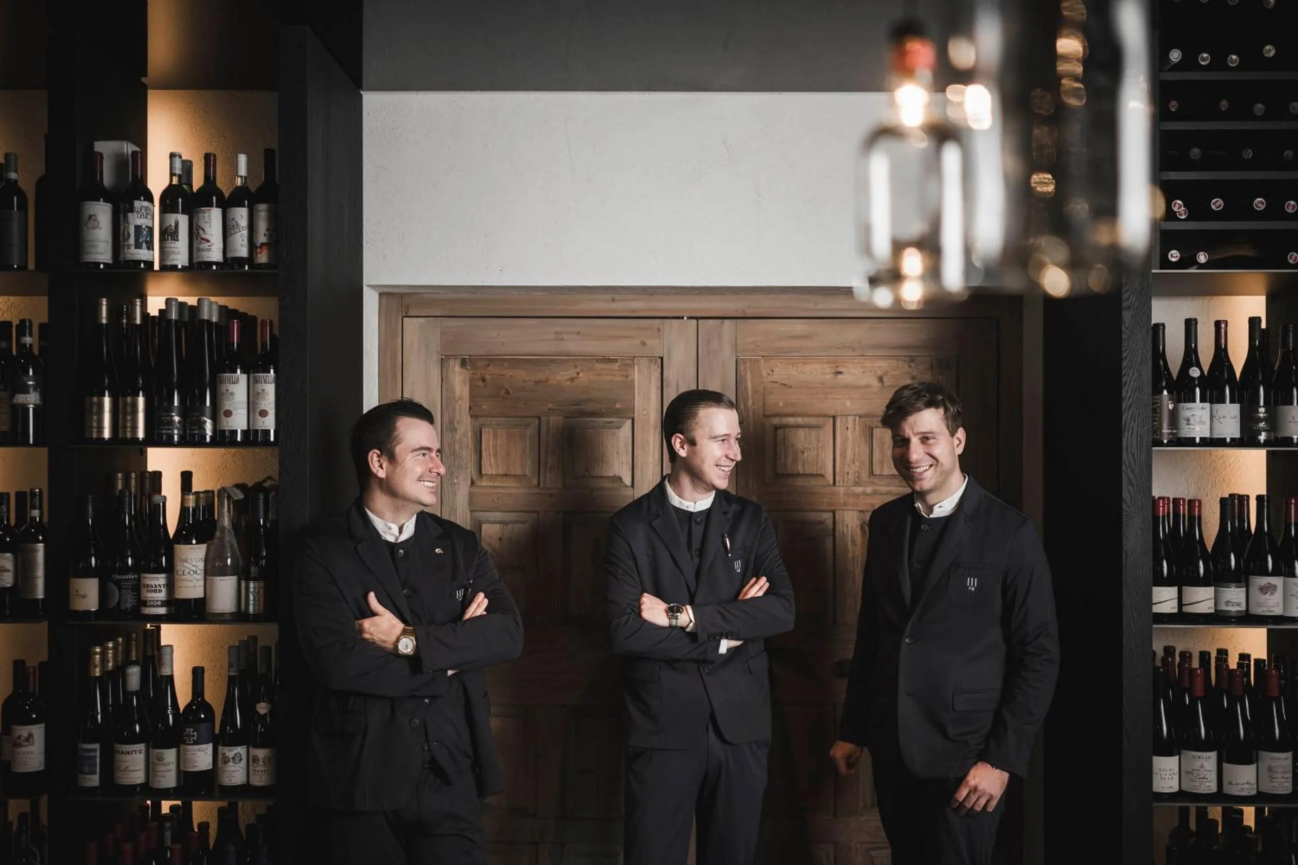 Family in Santre dolomythic home