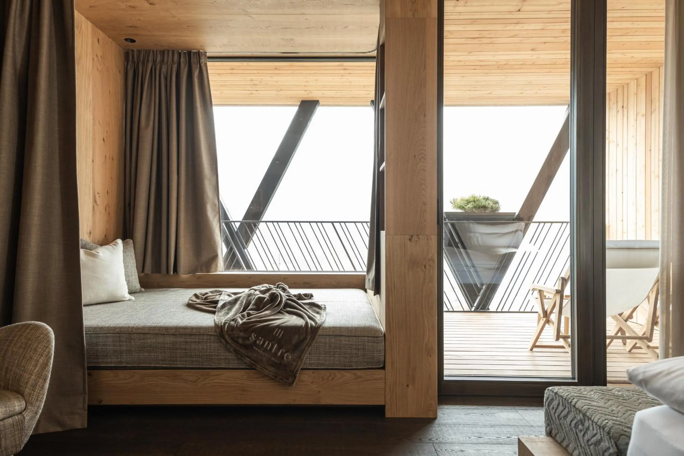 Bedroom, Bed in Santre dolomythic home